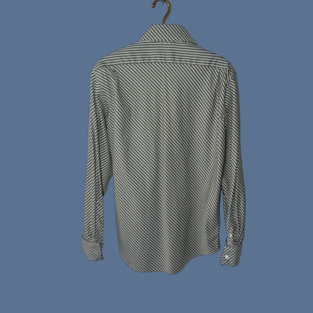 Banana Republic Banana Republic Shirt Button-Front L/S L 16-16.5 Gray Striped French Cuff Size US L / EU 52-54 / 3 - 1 Thumbnail
