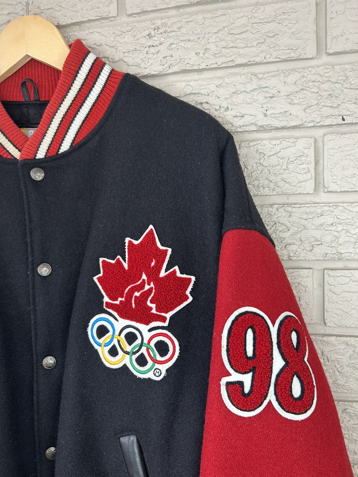 Roots Vintage Roots Team Canada 1998 Nagano Olympic Varsity Jacket Size US XL / EU 56 / 4 - 4 Thumbnail