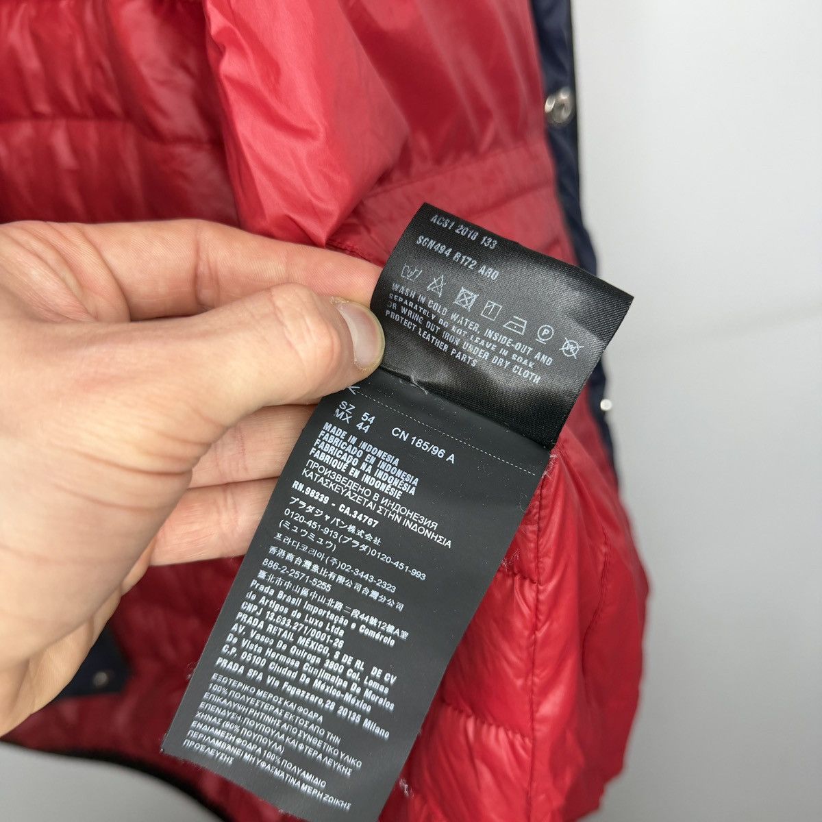 Prada Milano Puffer Down Jacket Re-Nylon Archive Navy