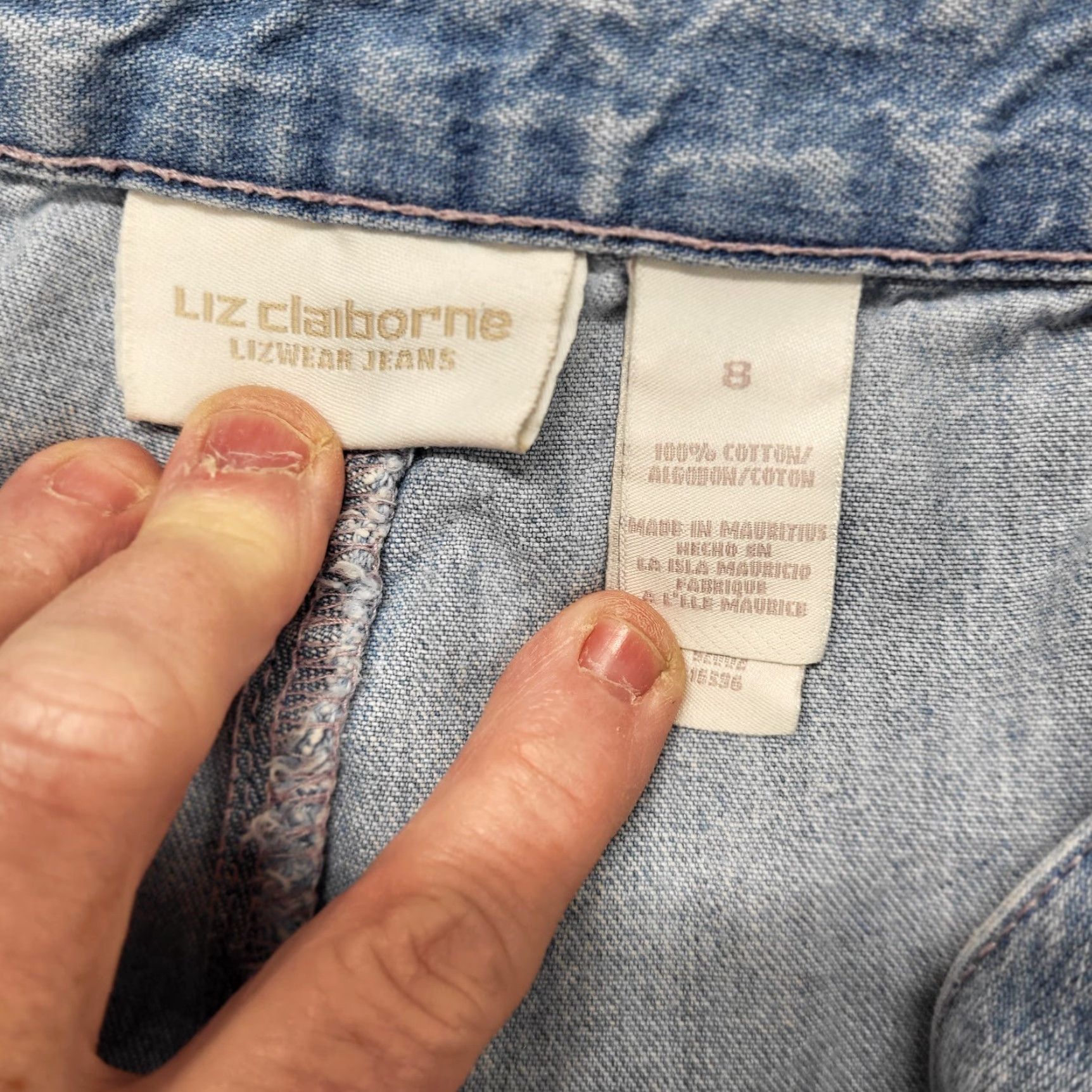 Liz Claiborne Liz Claiborne Lizwear Jeans Women's 8 Blue Denim 100% Cotton Front Pockets Relaxed Wide-Leg Jeans Women Size 30" / US 8 / IT 44 - 2 Thumbnail