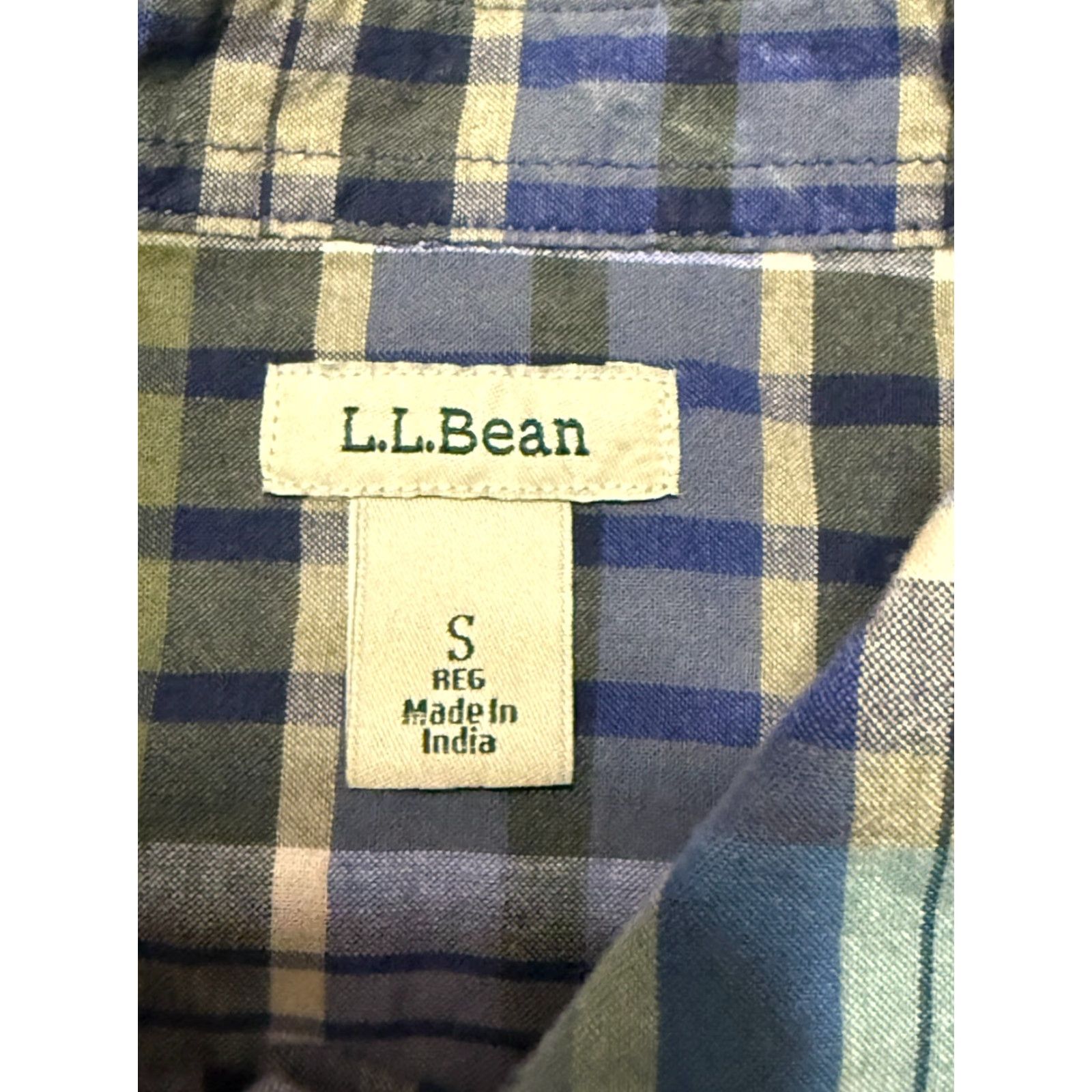 Vintage L.L. Bean Shirt Men's Small Blue White Plaid Long Sleeve Button Up Shirt Size US S / EU 44-46 / 1 - 5 Thumbnail