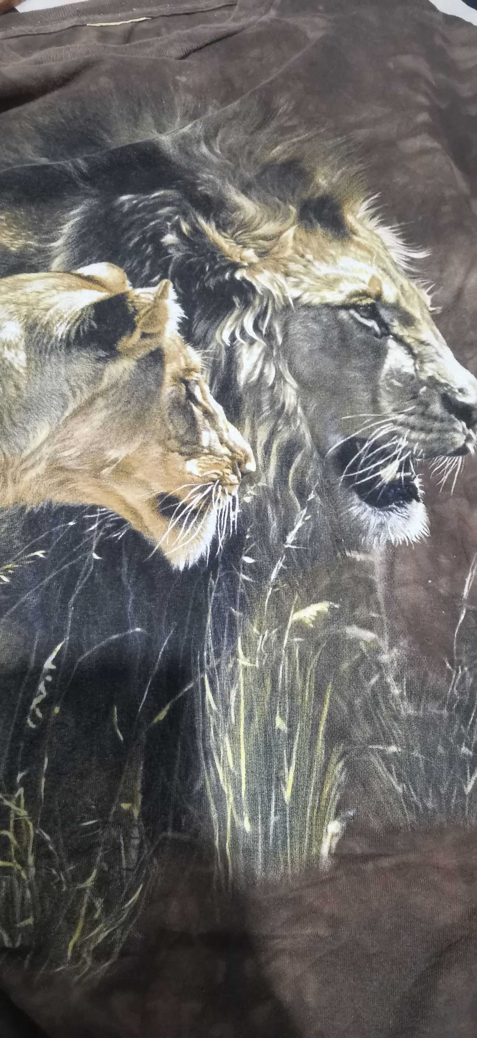 The Mountain Vintage The Mountain 1998 Tiger & Lion Wildlife T-Shirt Size US XL / EU 56 / 4 - 6 Thumbnail