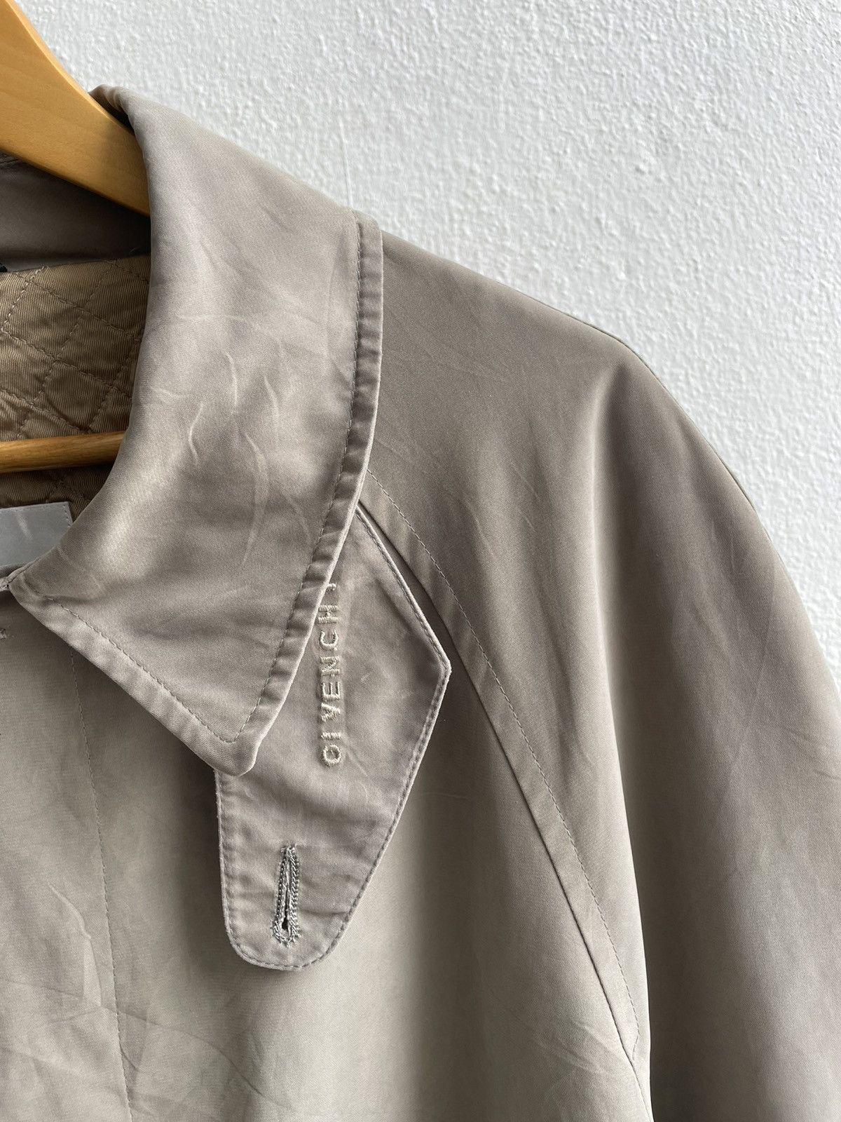Givenchy Vintage 90's Givenchy Beige Trench Coat Size US XL / EU 56 / 4 - 6 Thumbnail
