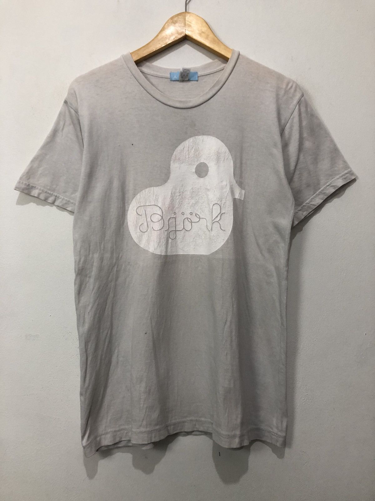 Band Tees Bjork Swan 2K Gingham T-Shirt Size US S / EU 44-46 / 1 - 1 Thumbnail