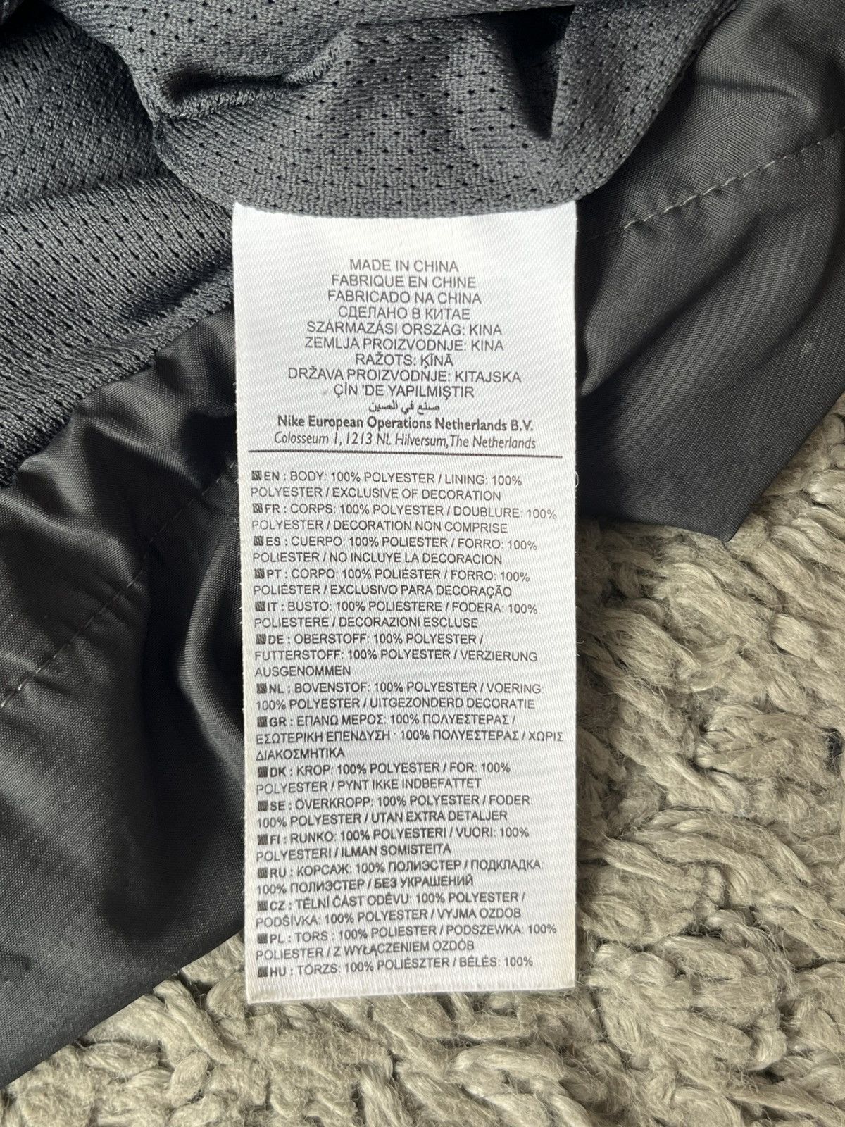 Nike Vintage Nike Light Jacket Soccer football team Juventus Size US L / EU 52-54 / 3 - 9 Thumbnail