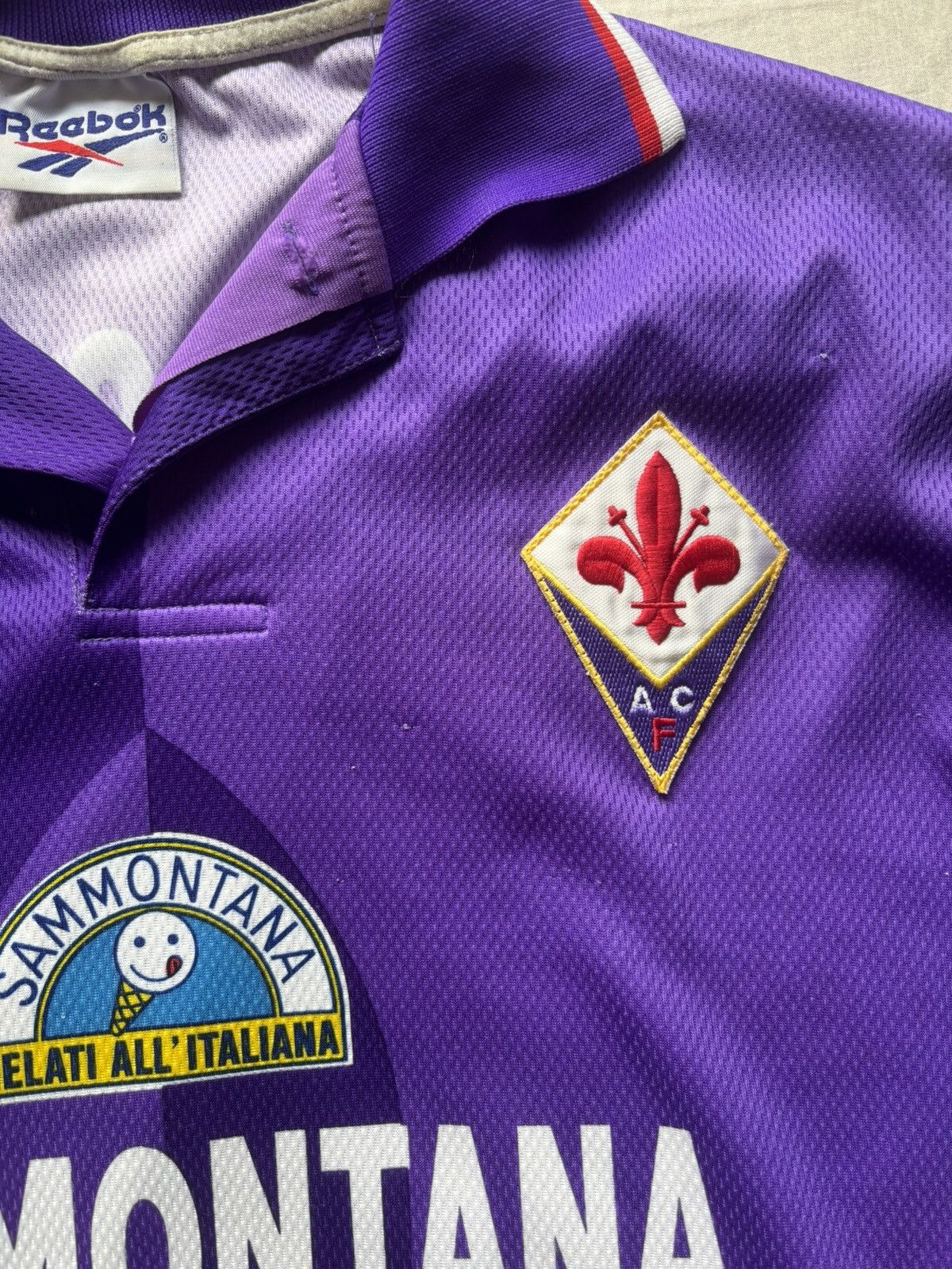 Reebok Fiorentina PLAYER ISSUE Batistuta #9 1996-97 home jersey Size US XL / EU 56 / 4 - 5 Thumbnail