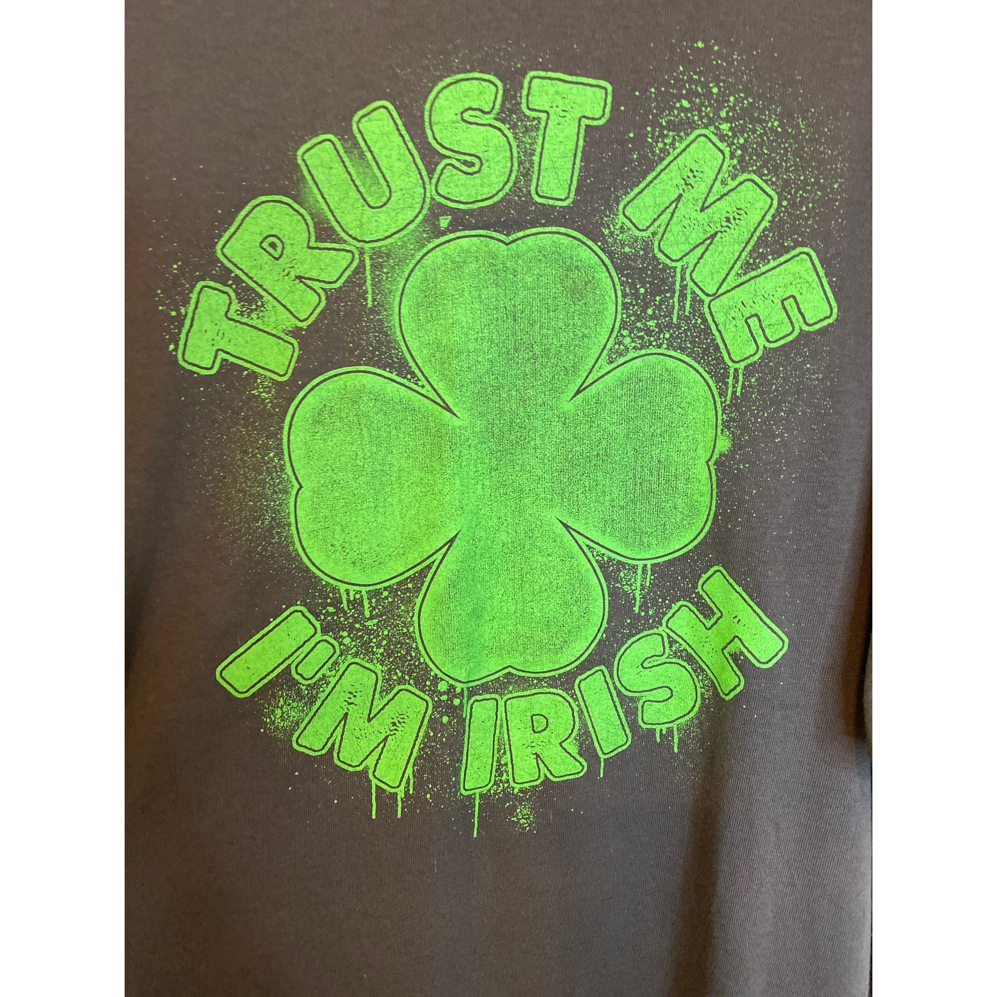 Vintage DELTA PRO WEIGHT MEN'S TRUST ME I'M IRISH GRAY TEE SHIRT SZ Size US XXL / EU 58 / 5 - 5 Thumbnail