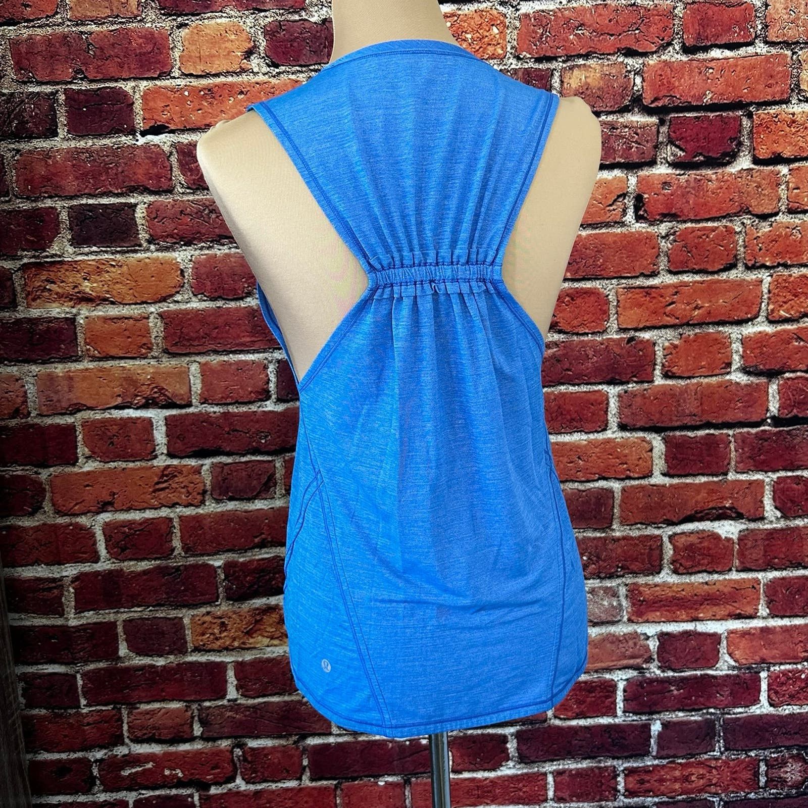 Lululemon Lululemon Tank top size 8 Size M / US 6-8 / IT 42-44 - 3 Thumbnail