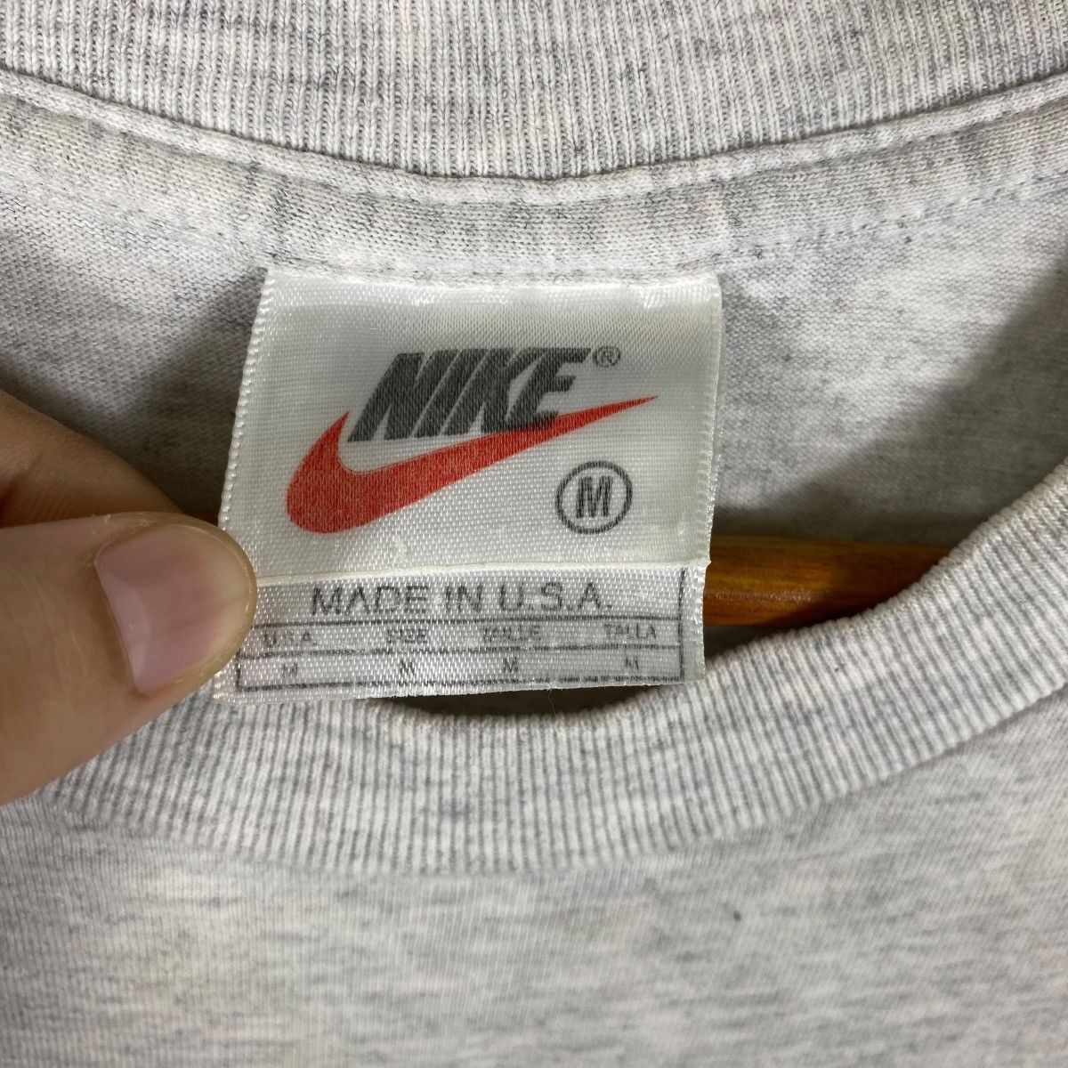 Jordan Brand × Nike × Vintage Vintage 90's NIKE AIR JORDAN Aj 23 Graphic Tee Shirt Size US M / EU 48-50 / 2 - 6 Thumbnail