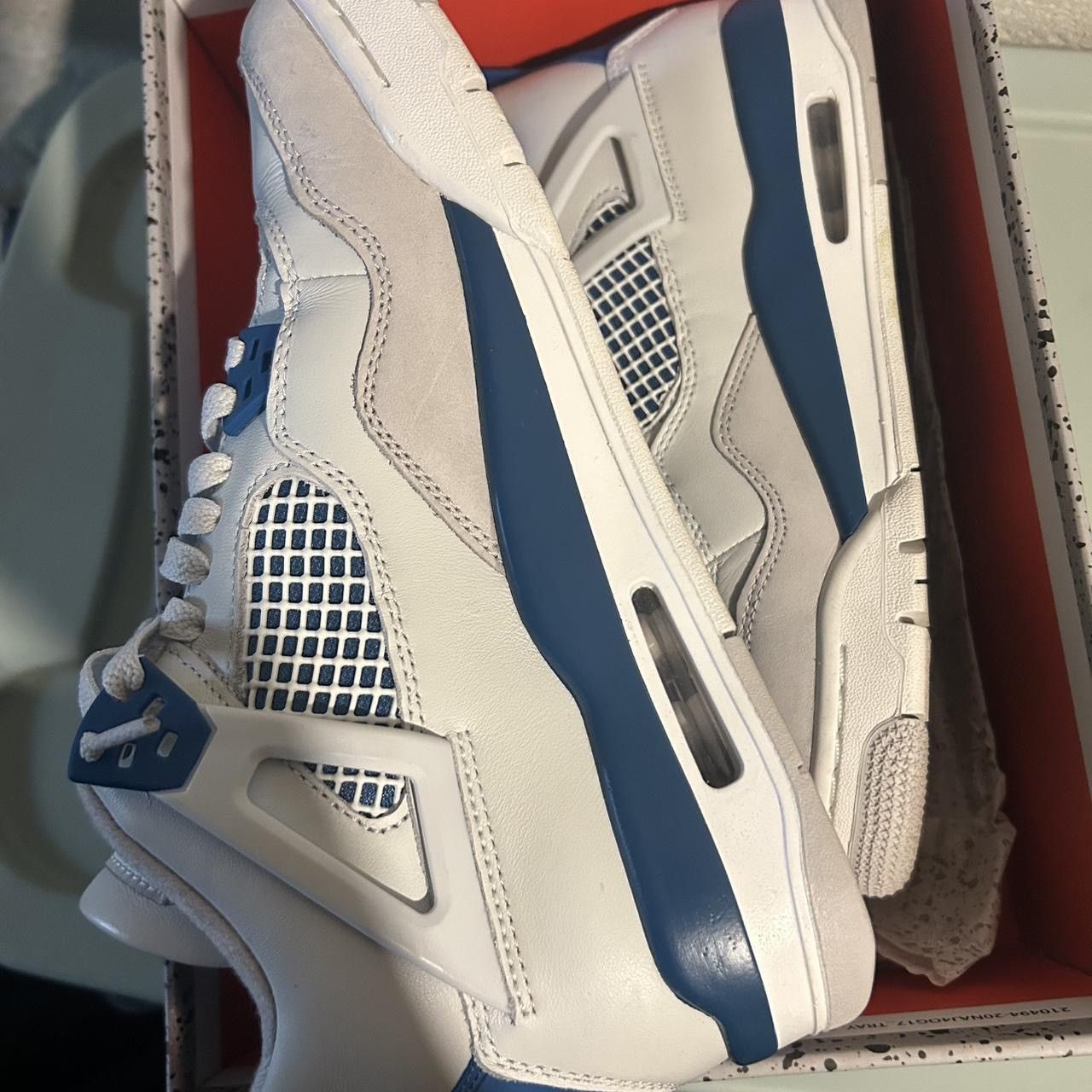 Jordan Brand Jordan retro 4 military blue Size US 7 / EU 40 - 2 Thumbnail
