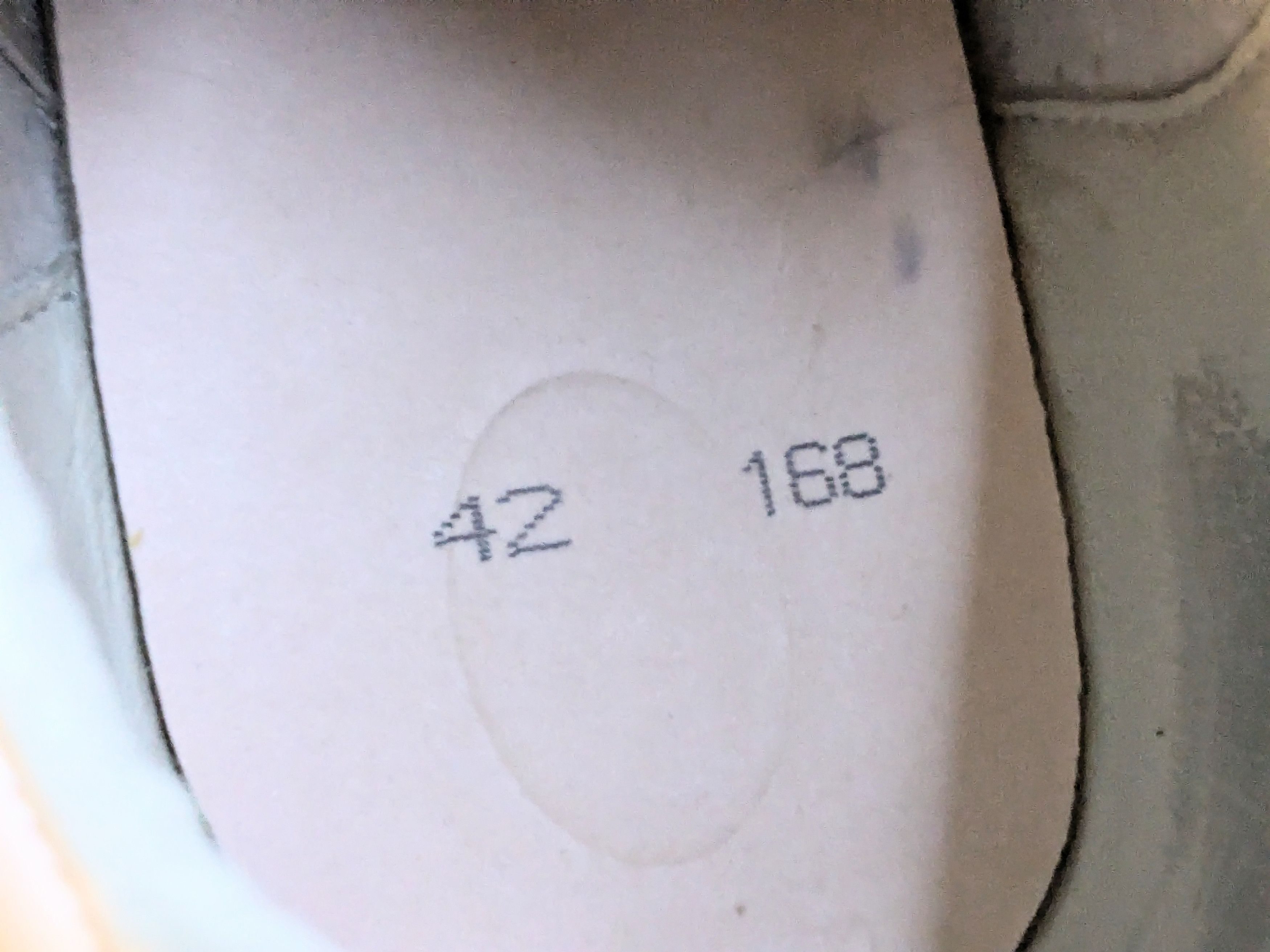 Maison Margiela White and red Maison Margiela replica GATs Size US 9 / EU 42 - 11 Thumbnail