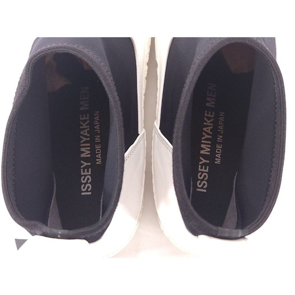 Issey Miyake Issey Miyake Men White Vulcanized Mid-Top Sneakers 42 9 New Size US 9 / EU 42 - 9 Thumbnail