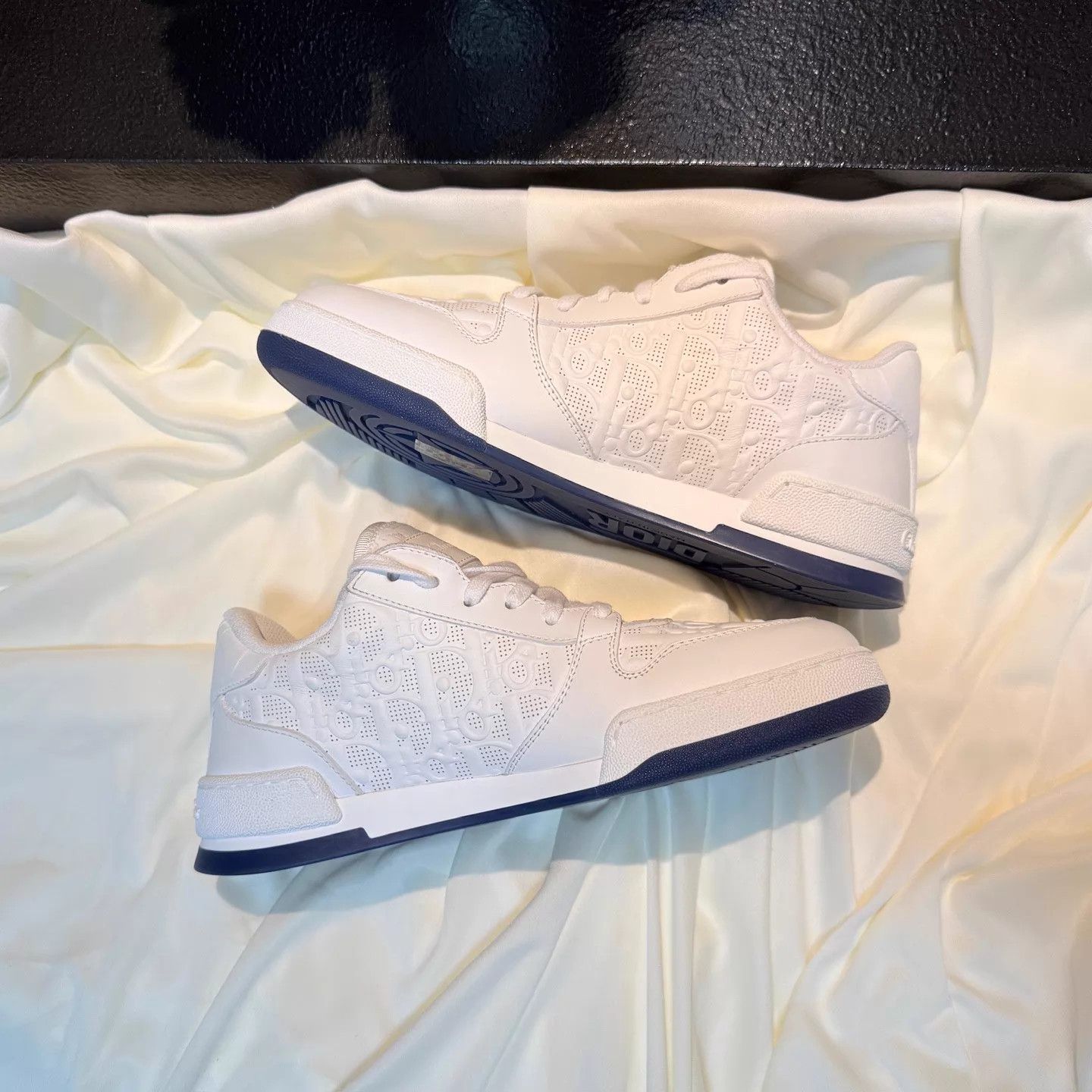 Dior Dior One White & Blue Embossed All-Over Sneaker EU35 New Size US 4.5 / IT 34.5 - 4 Thumbnail