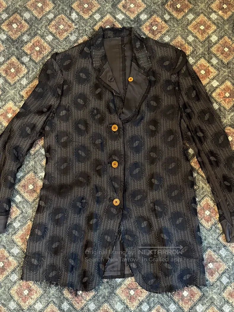Comme des Garcons Comme Des Garcons Silk woven red peacock pattern reversibl Size US S / EU 44-46 / 1 - 3 Thumbnail