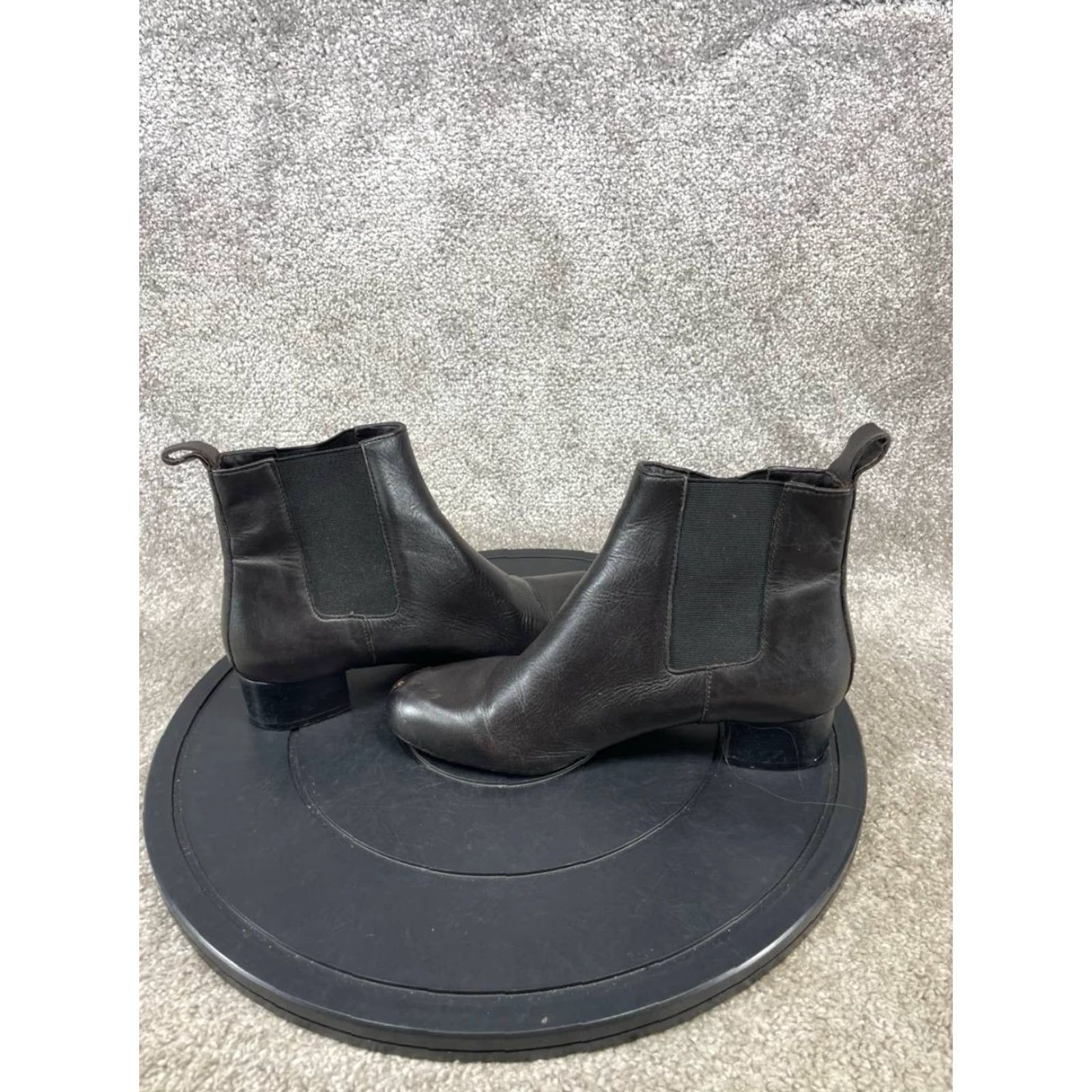Brooks Brothers VINTAGE Brooks Brothers Chelsea Boots Women Size 6.5 Brown Leather Ankle Pull-On Casual Outsole Leather Rounded Toe Fall Winter Size US 6.5 / IT 36.5 - 7 Thumbnail