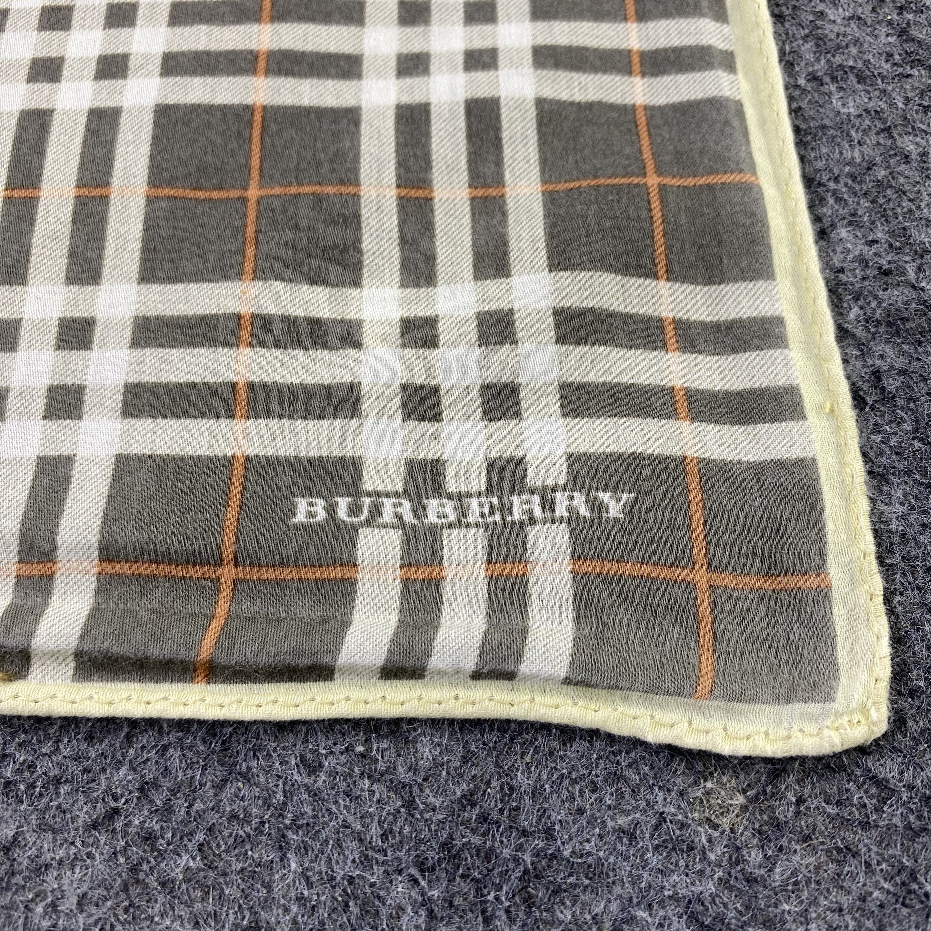 Burberry Burberry Handkerchief Neckerchief Bandana-B1559 Size ONE SIZE - 7 Thumbnail