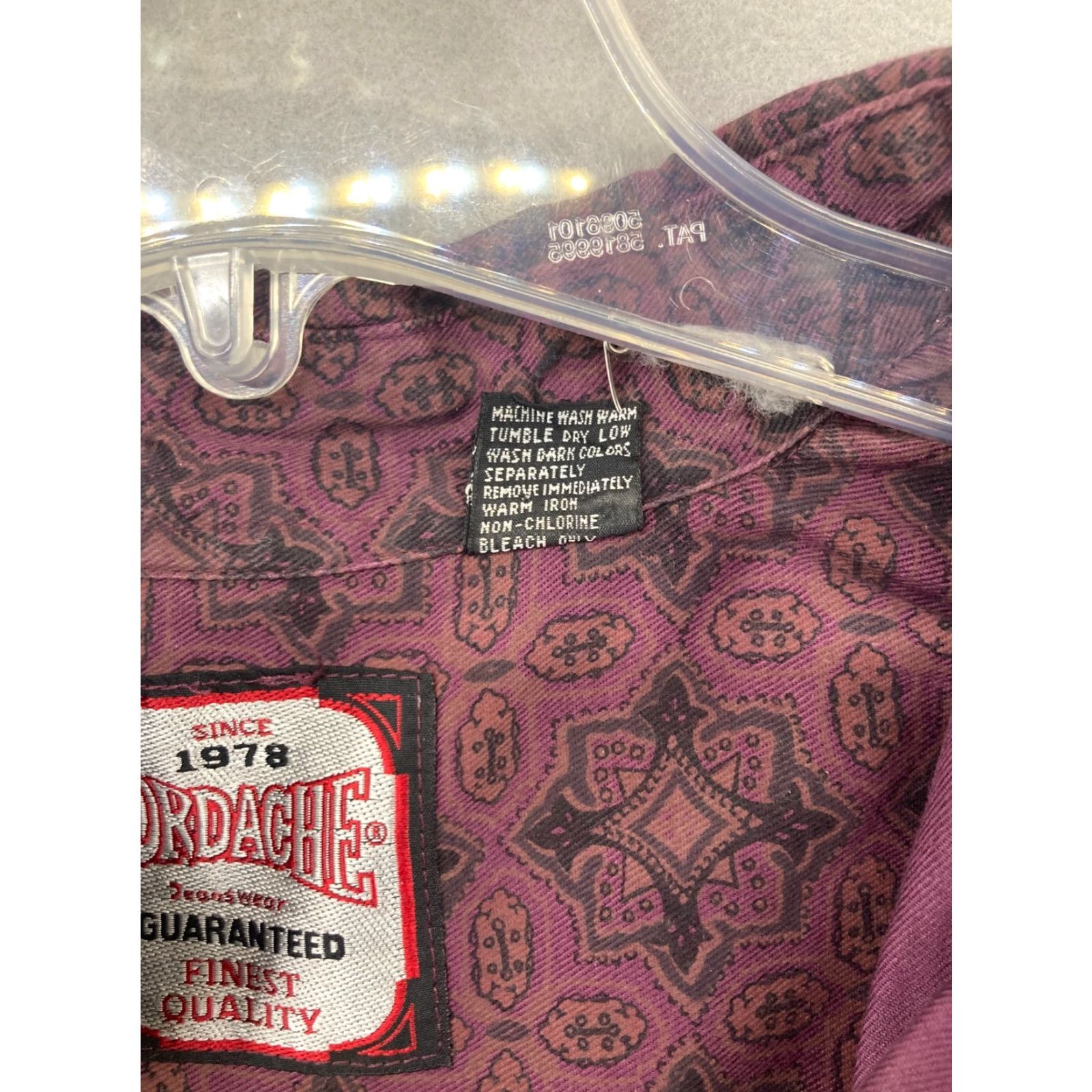 Jordache VINTAGE Jordache Mens Shirt Geometric Button-Up 80s 90s Red Burgundy Long Sleeve Casual Business Pocketed Men M Size US M / EU 48-50 / 2 - 6 Thumbnail