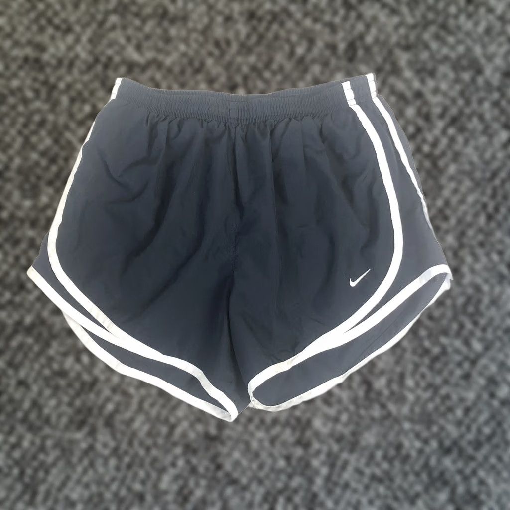 Nike Nike Running Shorts Women Small Dri Fit Athletic Blue Training Active Gym Wom en S Blue Athletic Sports Size 28" / US 6 / IT 42 - 1 Thumbnail