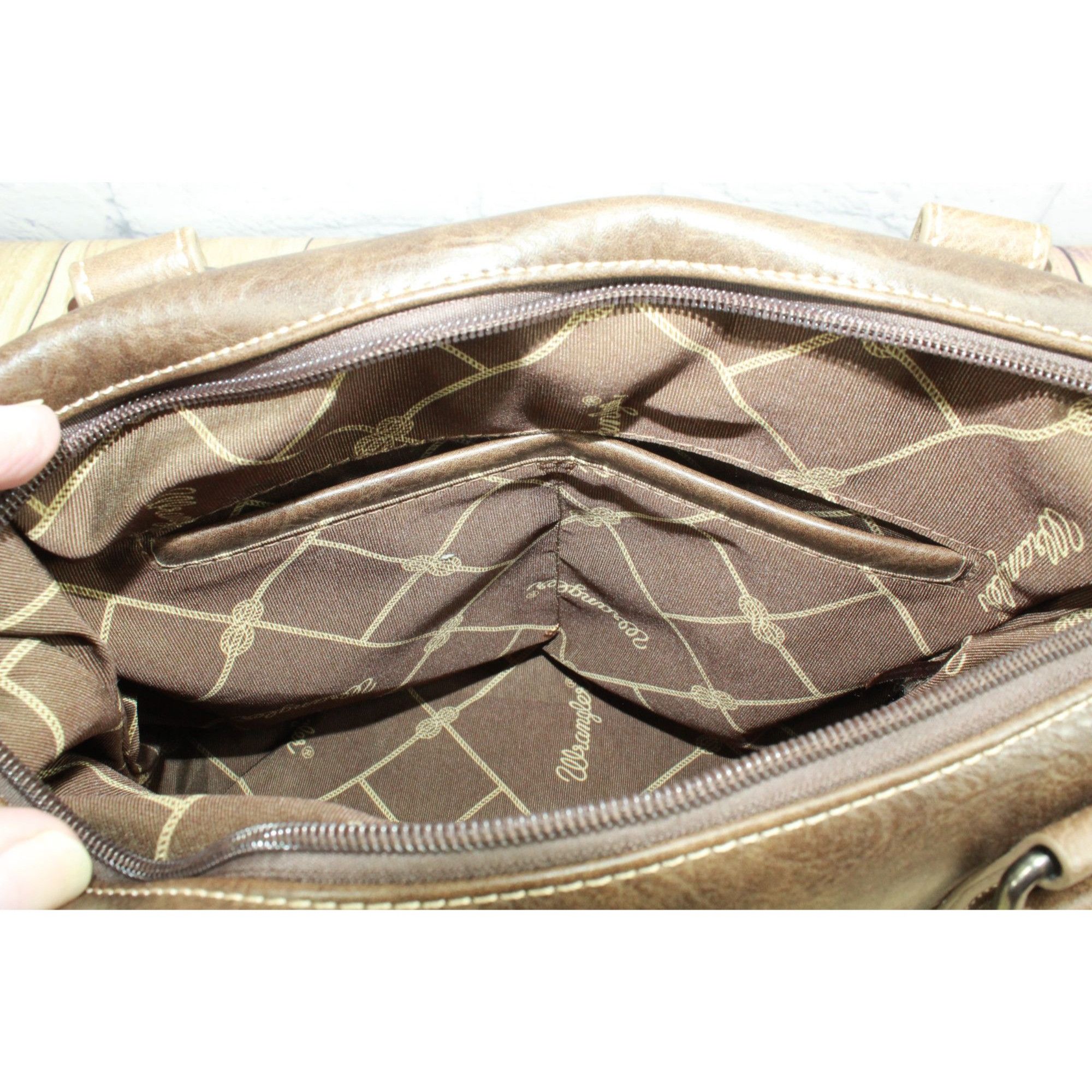 Wrangler Wrangler Coffee Brown Buckle Barrel Satchel Purse Size ONE SIZE - 9 Thumbnail