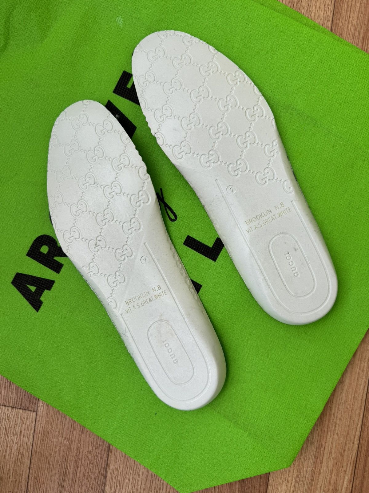 Gucci Gucci Tiger patch Sneakers Size US 8 / EU 41 - 17 Thumbnail