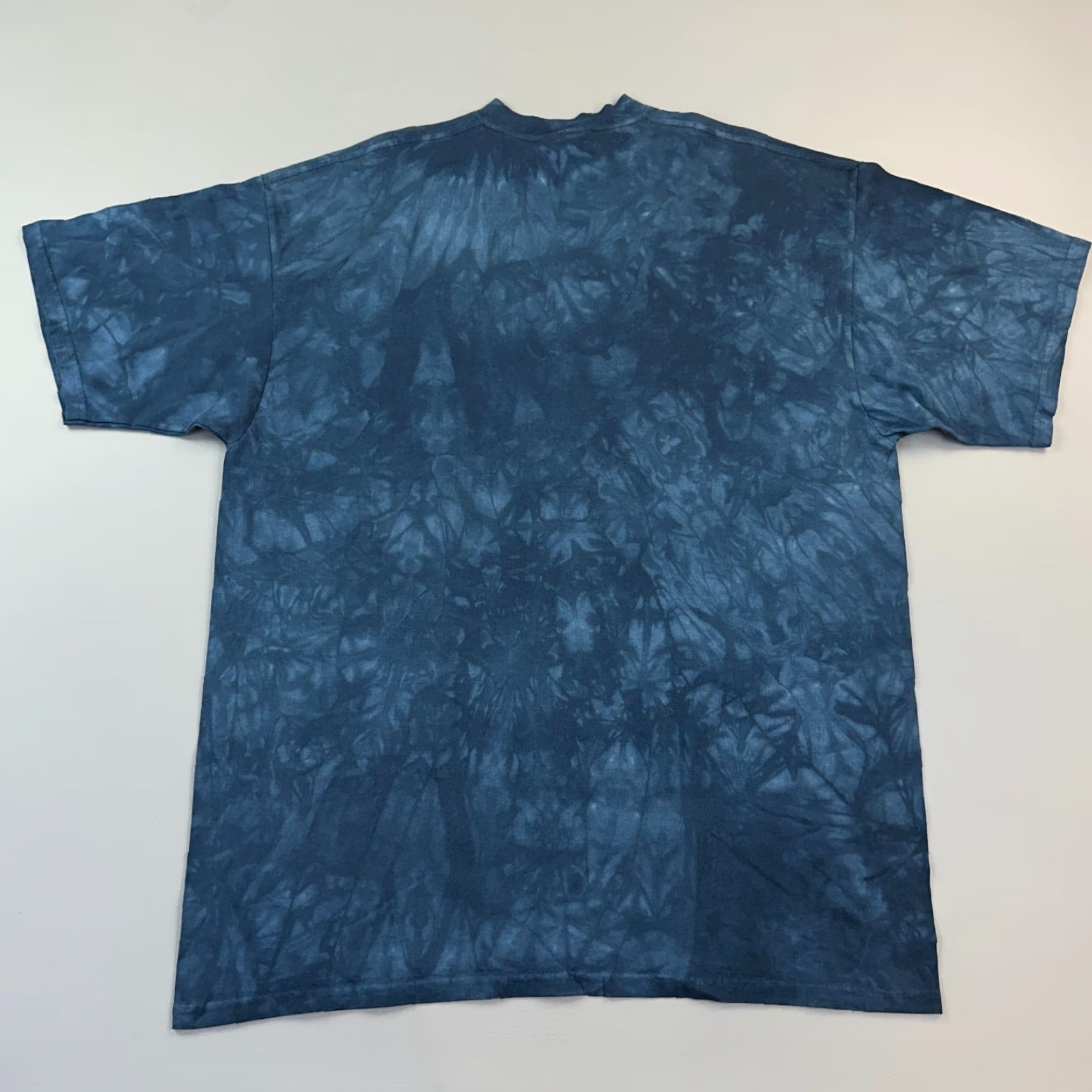 The Mountain VINTAGE The Mountain Shirt Mens 2XL Blue Tie Dye Bass Nature Deadstock 90s Shirt Adult 2XL Blue Tie Dye The Mountain 90s Vintage Mens Shirt Size US XXL / EU 58 / 5 - 4 Thumbnail