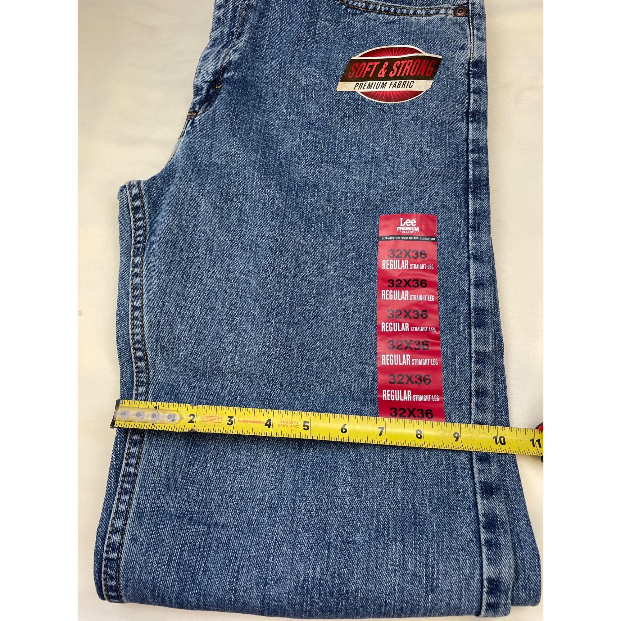 Lee Lee Men's Blue Jeans Regular Straight Leg Size 32W X 36I SKU Size US 32 / EU 48 - 4 Thumbnail