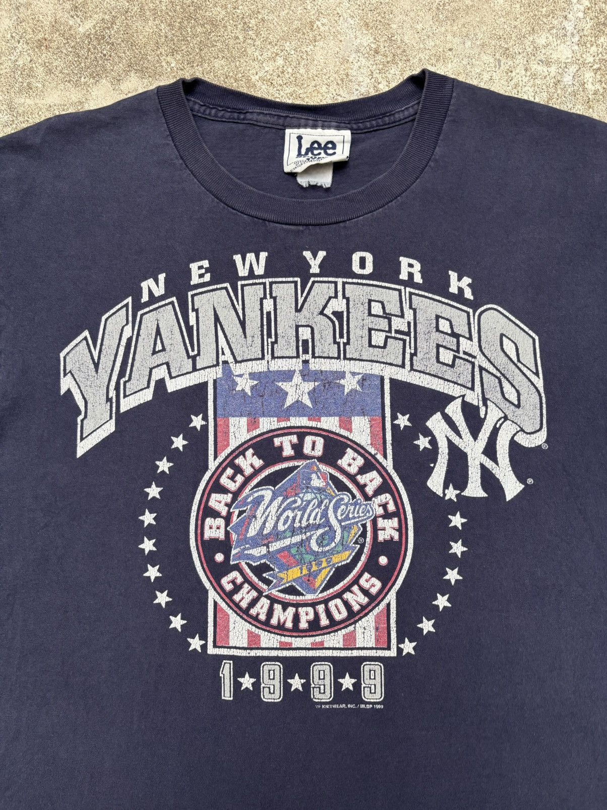 MLB Vintage NEW YORK YANKES 1999 CHAMPIONS MLB T Shirt Faded Size US M / EU 48-50 / 2 - 2 Thumbnail