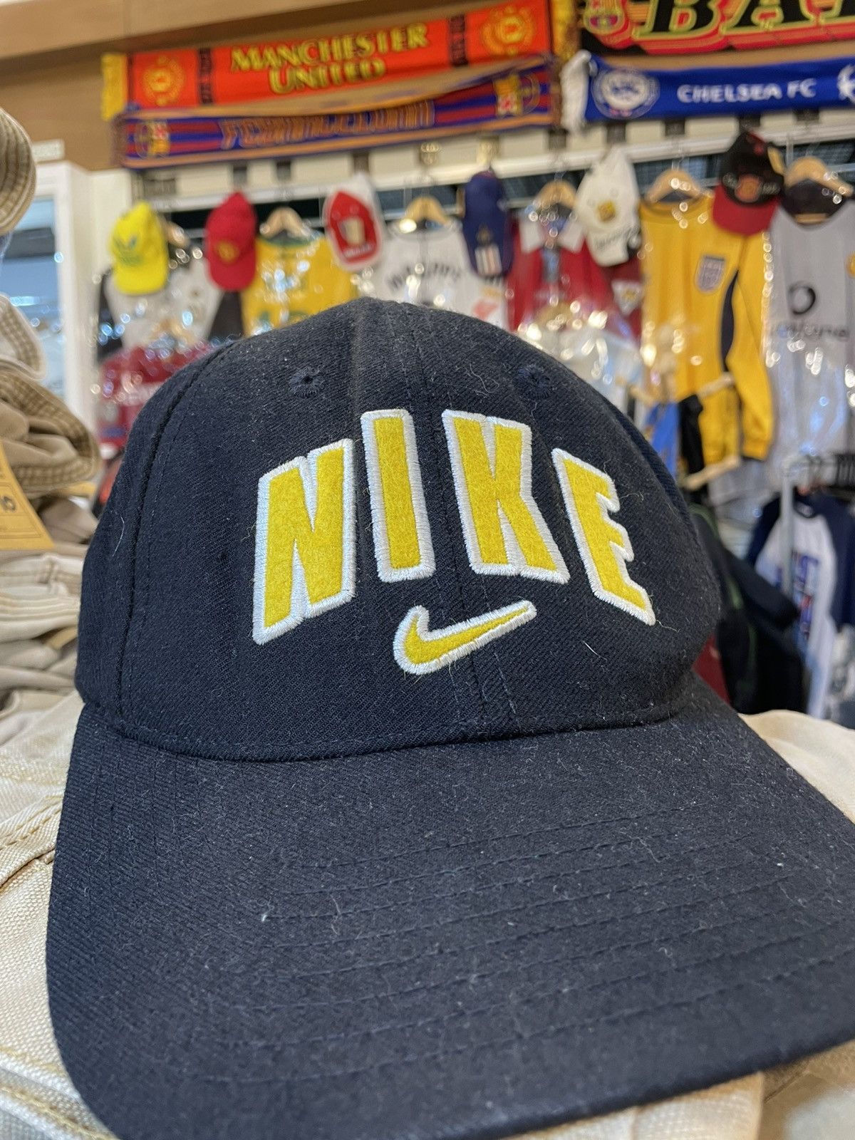 Nike Vintage Nike Spell Out Size ONE SIZE - 3 Thumbnail