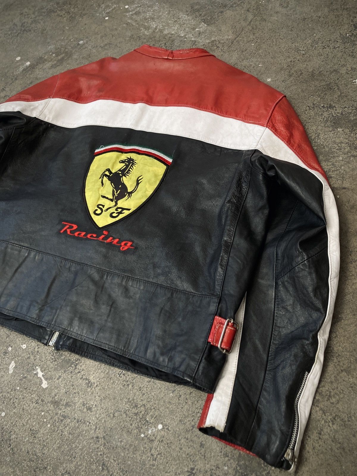 Ferrari × Formula 1 Vintage 90s Ferrari x Fórmula 1 Racing Jacket Size US L / EU 52-54 / 3 - 11 Thumbnail