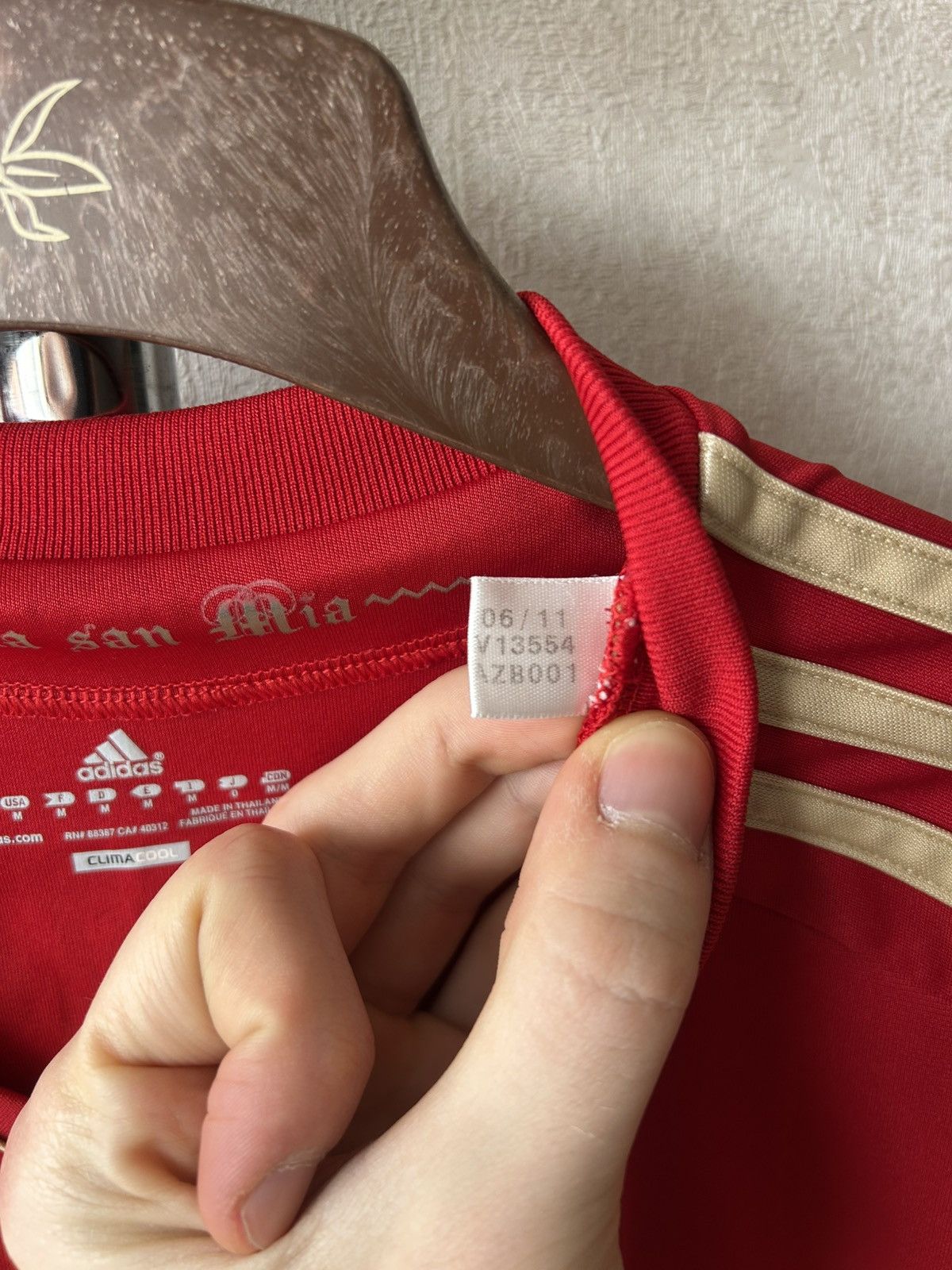 Adidas 2011/12 Adidas Bayern Munich #33 Gomez Home Soccer Jersey Size US M / EU 48-50 / 2 - 9 Thumbnail