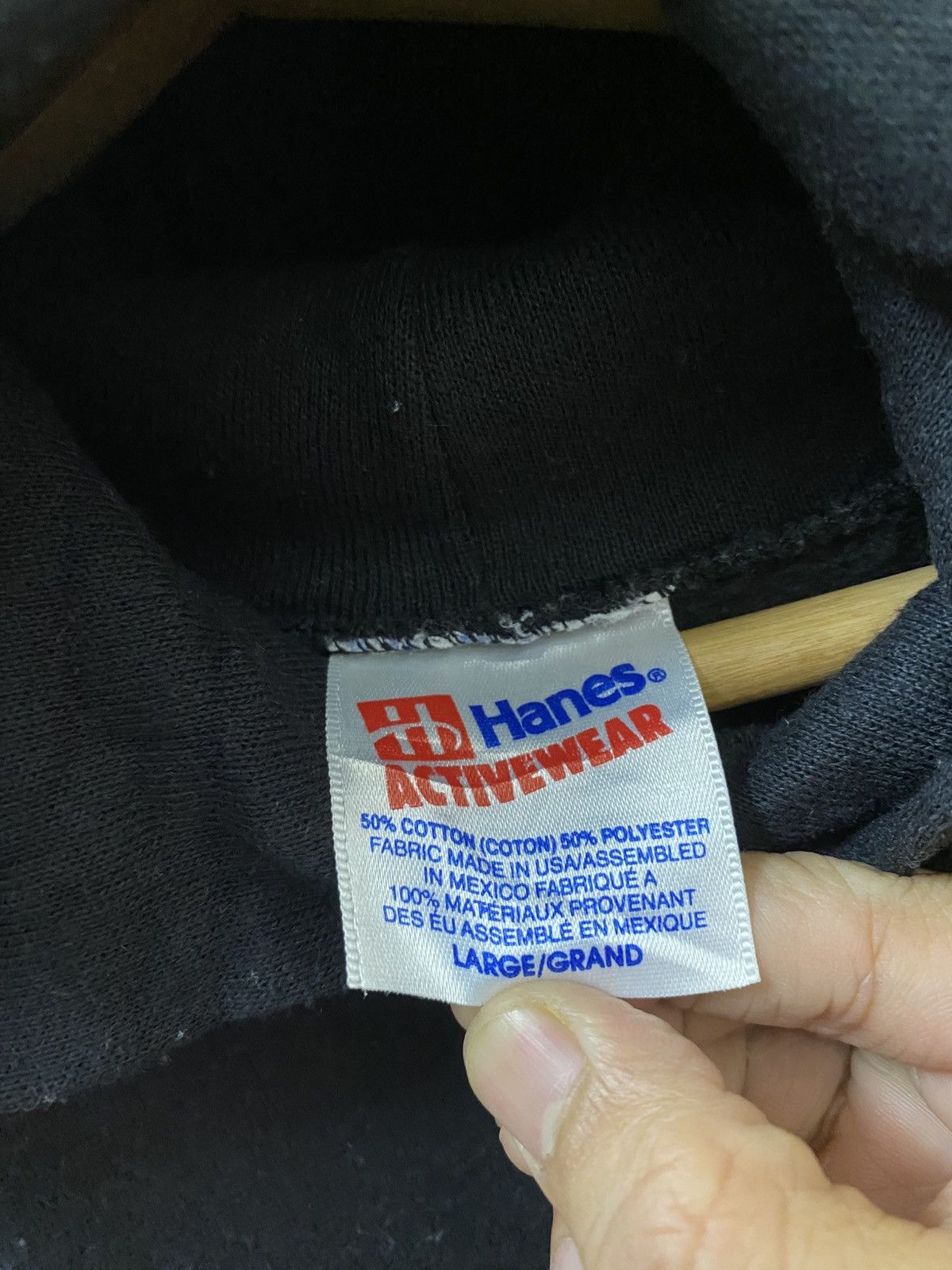 Hanes Vintage Hanes Plain Hodie Black Colour Size US L / EU 52-54 / 3 - 4 Thumbnail