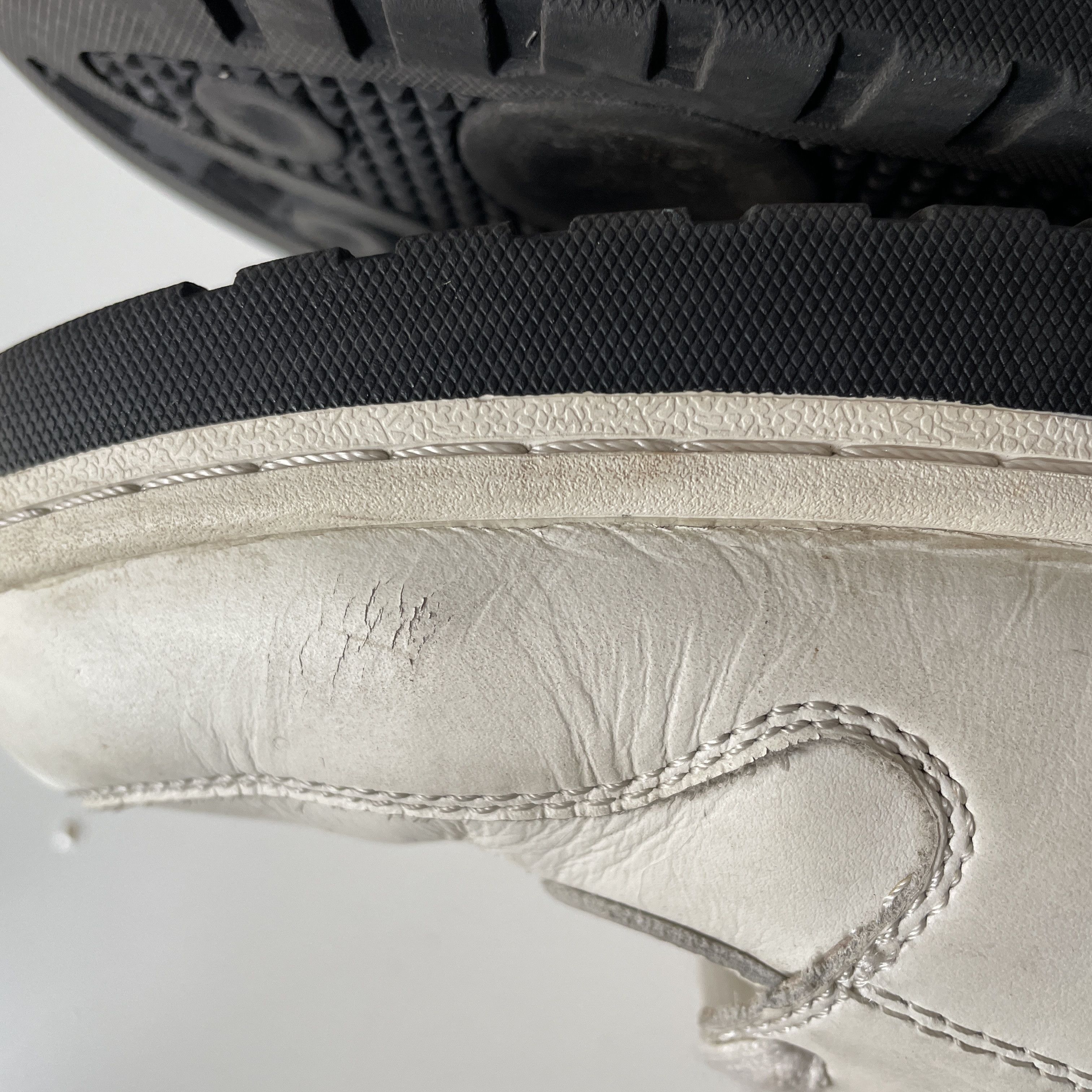 Off-White Off-White Out of Office ' White, Black ' Size 45 Size US 12 / EU 45 - 9 Thumbnail