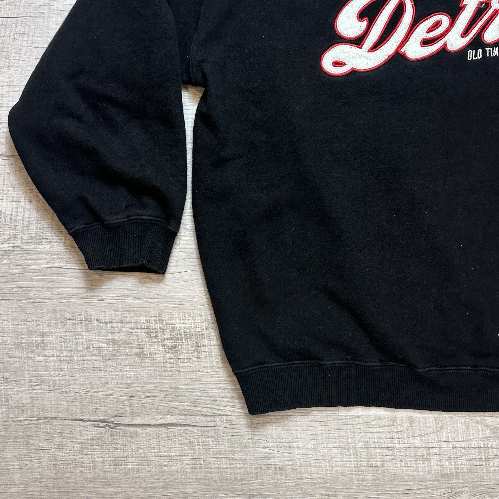 Vintage Vintage 90s Old Time Hockey Detroit Red Wings Sweatshirt XL Size US XL / EU 56 / 4 - 2 Thumbnail