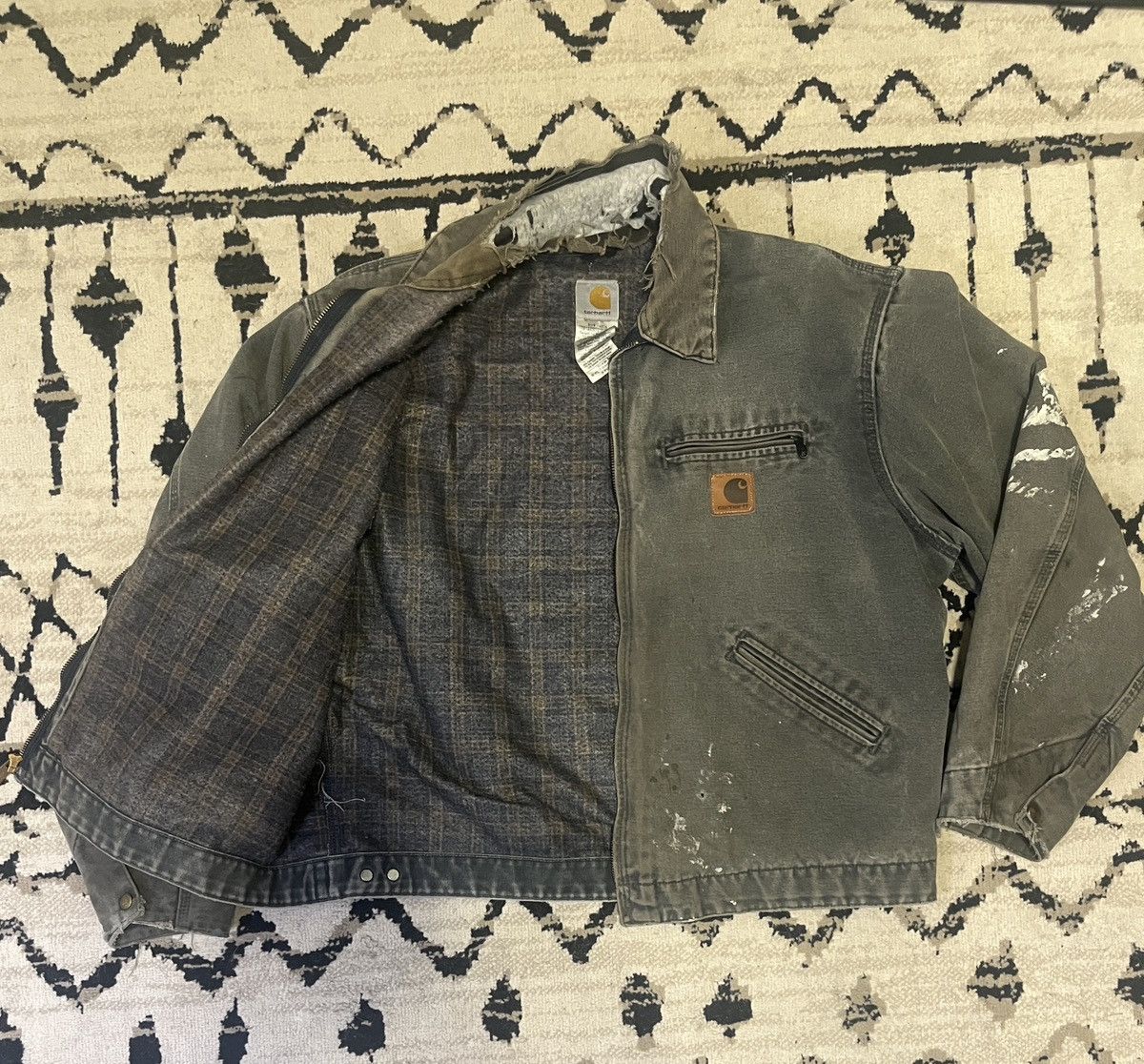 Carhartt Vintage Carhartt J97 Detroit Jacket Faded Black Distress XL Size US XL / EU 56 / 4 - 6 Thumbnail