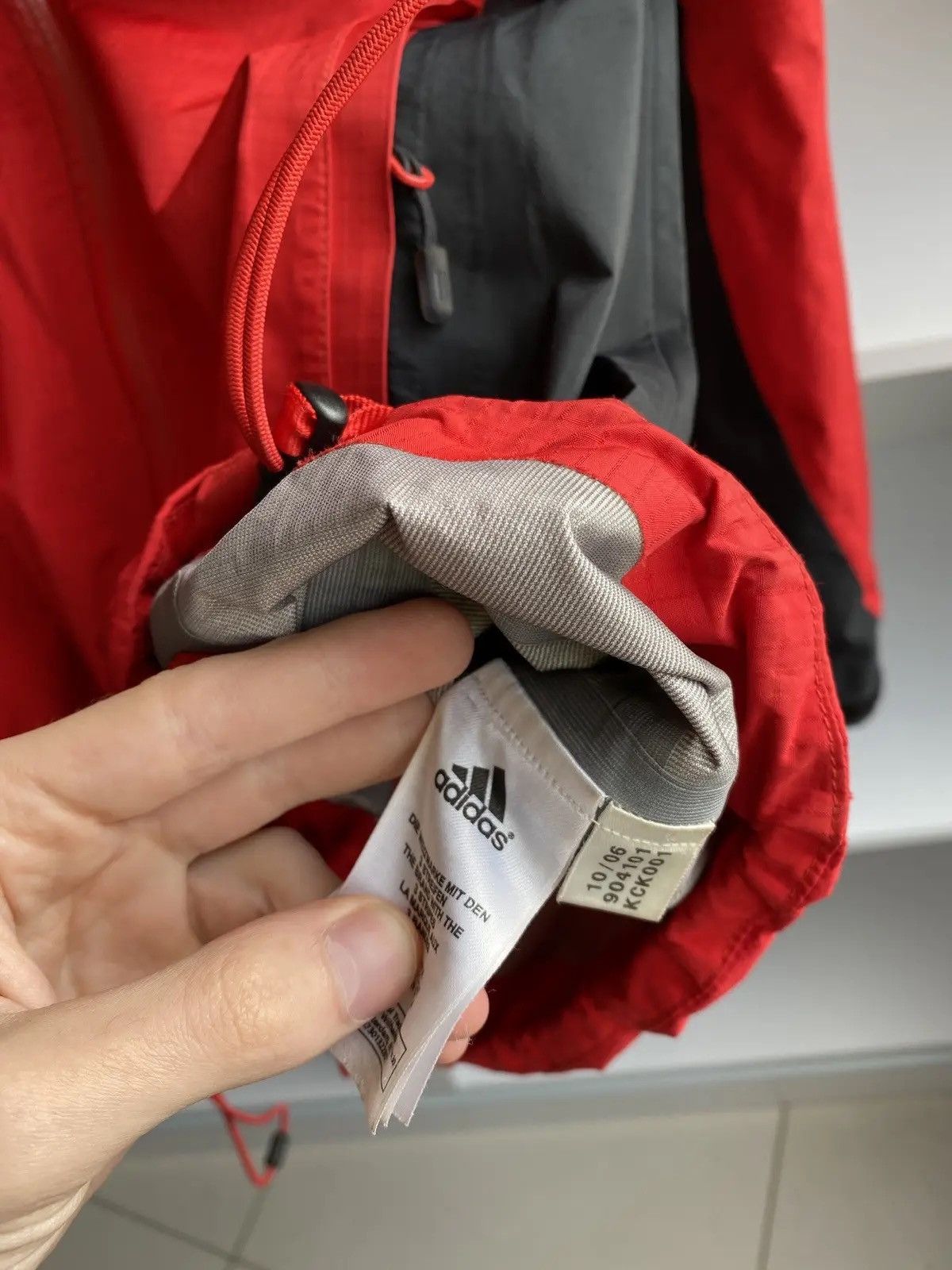 Adidas × Vintage Vintage Adidas Gore-tex Rain Jacket Mens Size US L / EU 52-54 / 3 - 5 Thumbnail