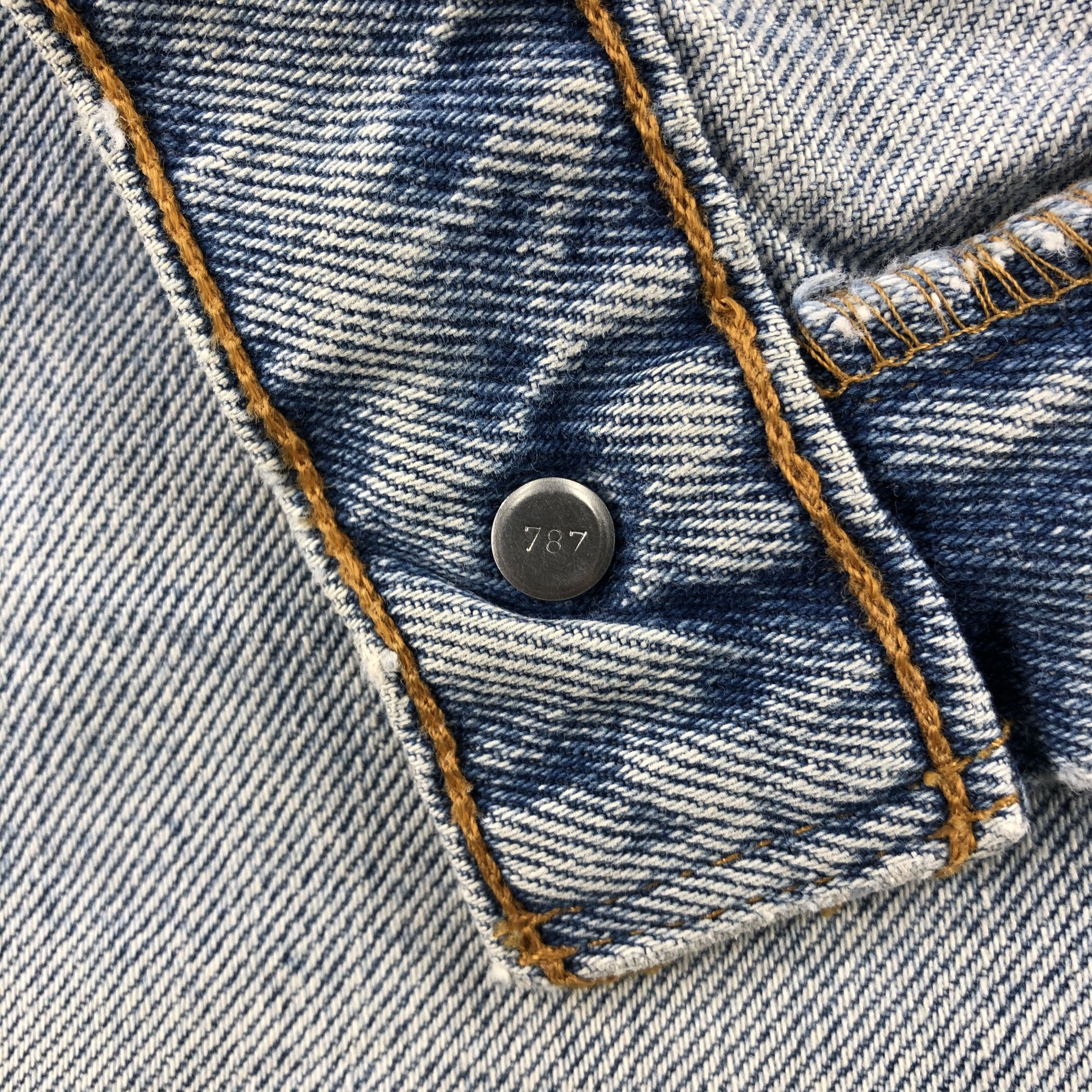 Levi's Vintage 90s Light Wash Levis 505 Jeans-J1987 Size US 32 / EU 48 - 17 Thumbnail