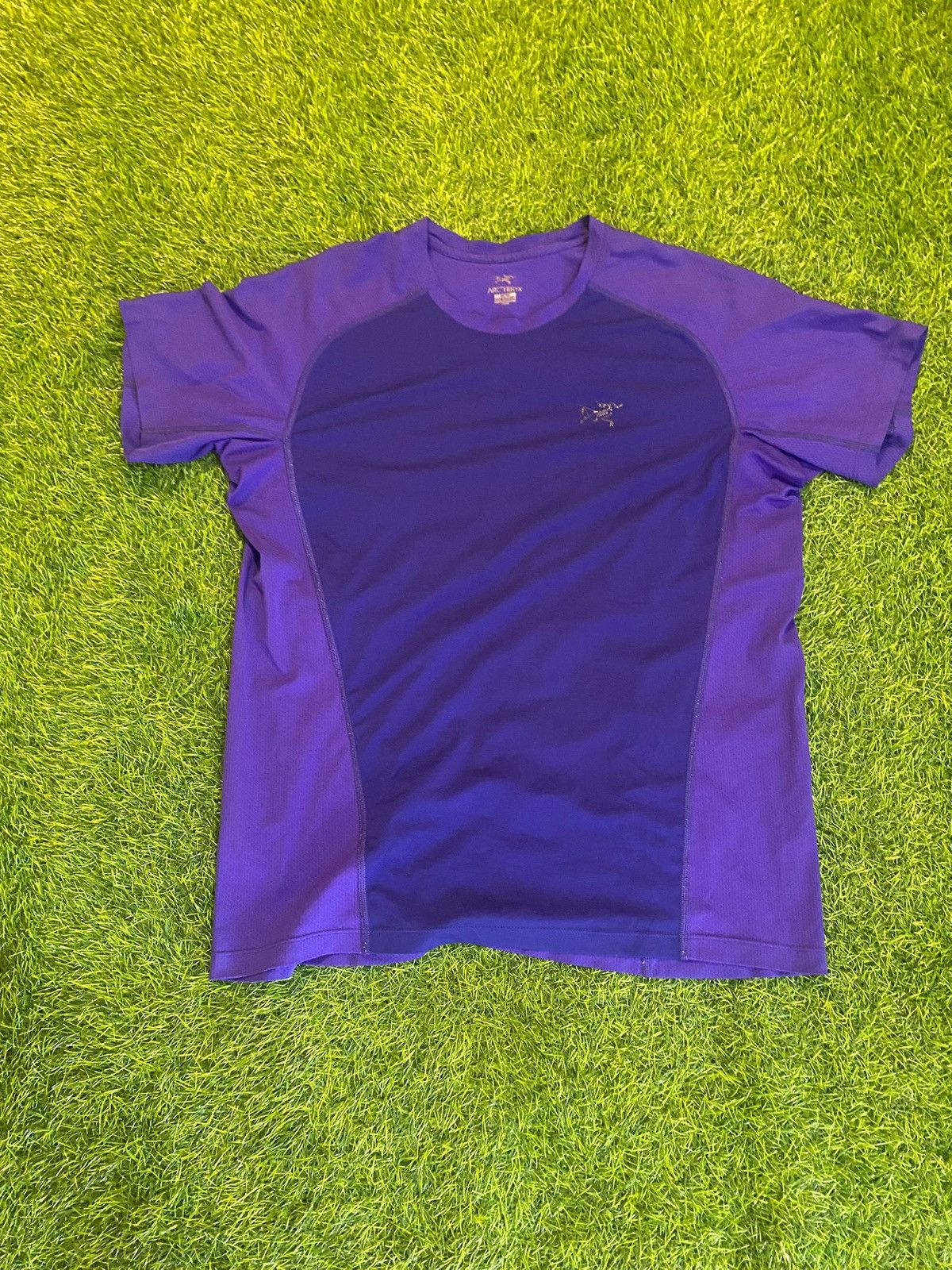 Arc'teryx Arcteryx outdoor athletic hiking t shirt size medium Size US M / EU 48-50 / 2 - 1 Thumbnail