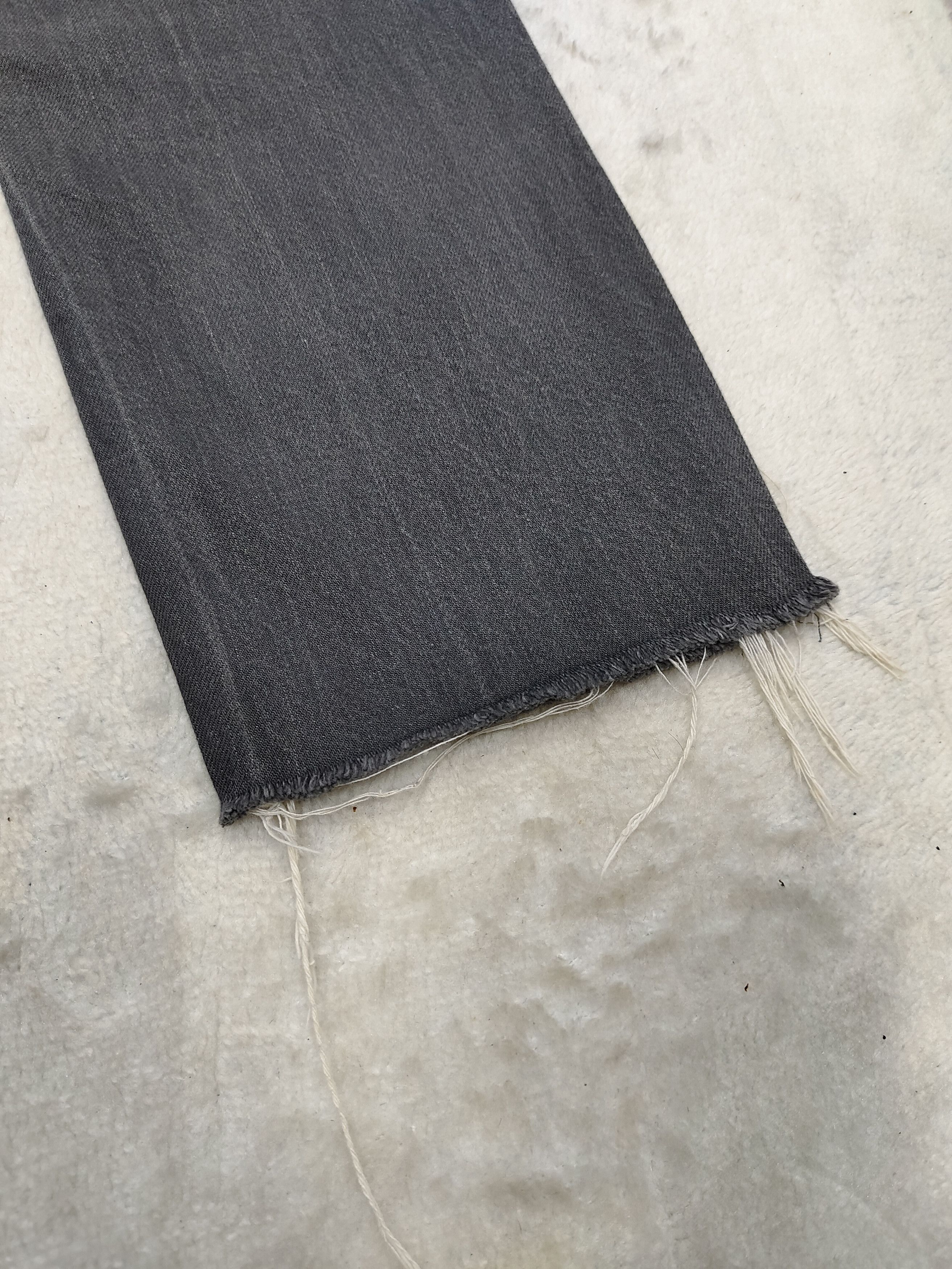 Acne Studios Acne Studios- Light Washed Raw Hem Cropped Jeans Size US 32 / EU 48 - 6 Thumbnail
