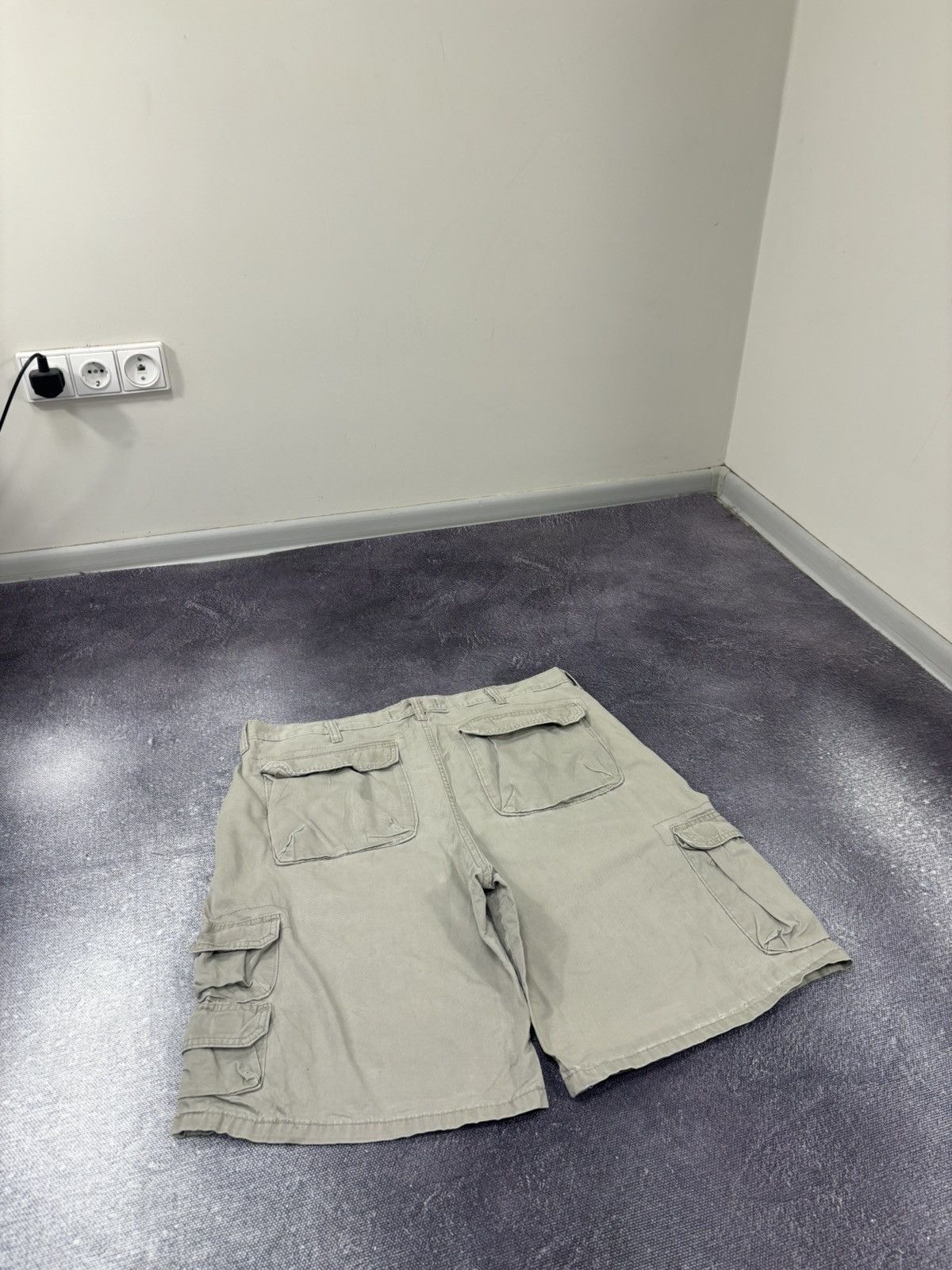 Vintage Vintage Wrangler USA Beige Utility Hype Baggy Cargo Shorts Size US 36 / EU 52 - 13 Thumbnail