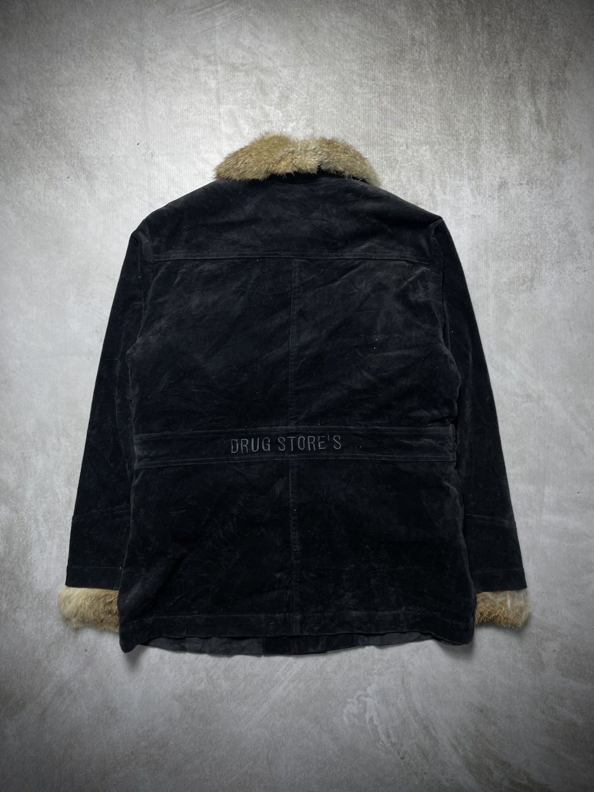 If Six Was Nine 2000’s Drug Store’s - Vkei Style Button Trim Fur Jacket Size US L / EU 52-54 / 3 - 14 Thumbnail
