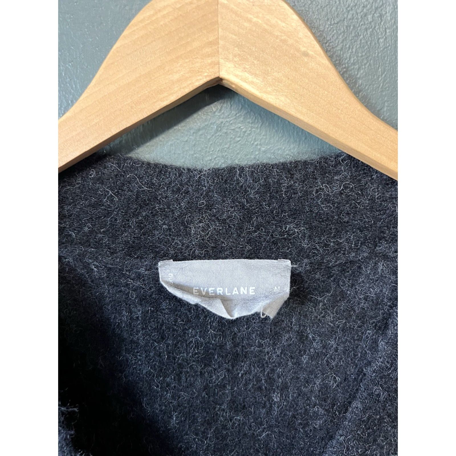 Everlane Everlane Cardigan Sweater Gray Knit Pockets Wool Alpaca Button Up Medium M Women Size M / US 6-8 / IT 42-44 - 3 Thumbnail