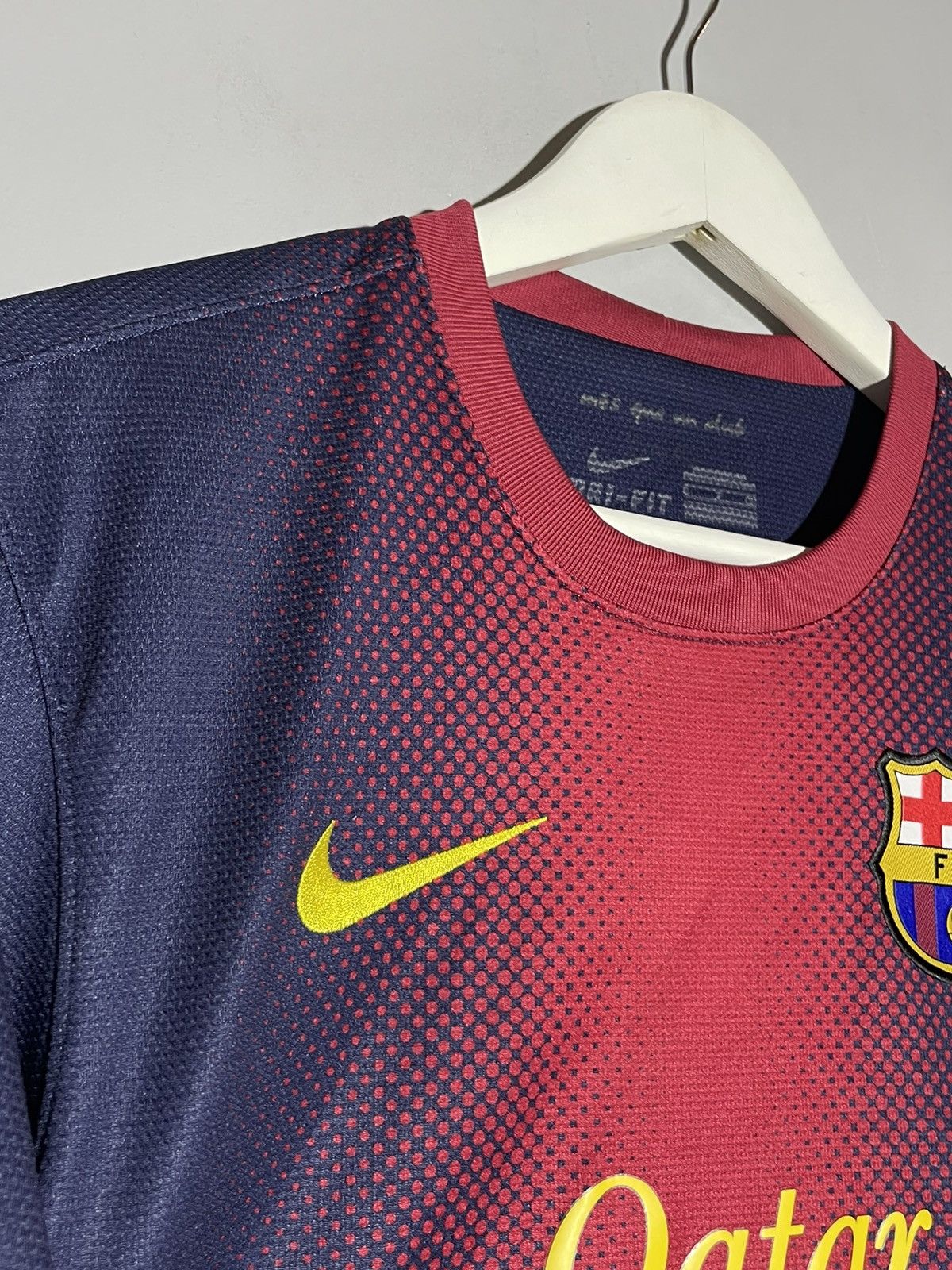Nike F.C Barcelona Nike 2013/14 Home Y2k Football Shirt Size US S / EU 44-46 / 1 - 6 Thumbnail