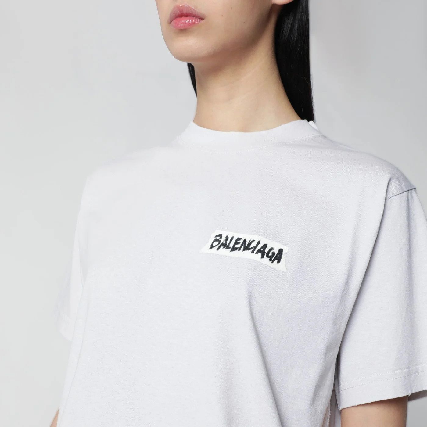 Balenciaga o1d2blof0426 Short Sleeve T-Shirt With Medium Fit in White Size XS / US 0-2 / IT 36-38 - 4 Thumbnail