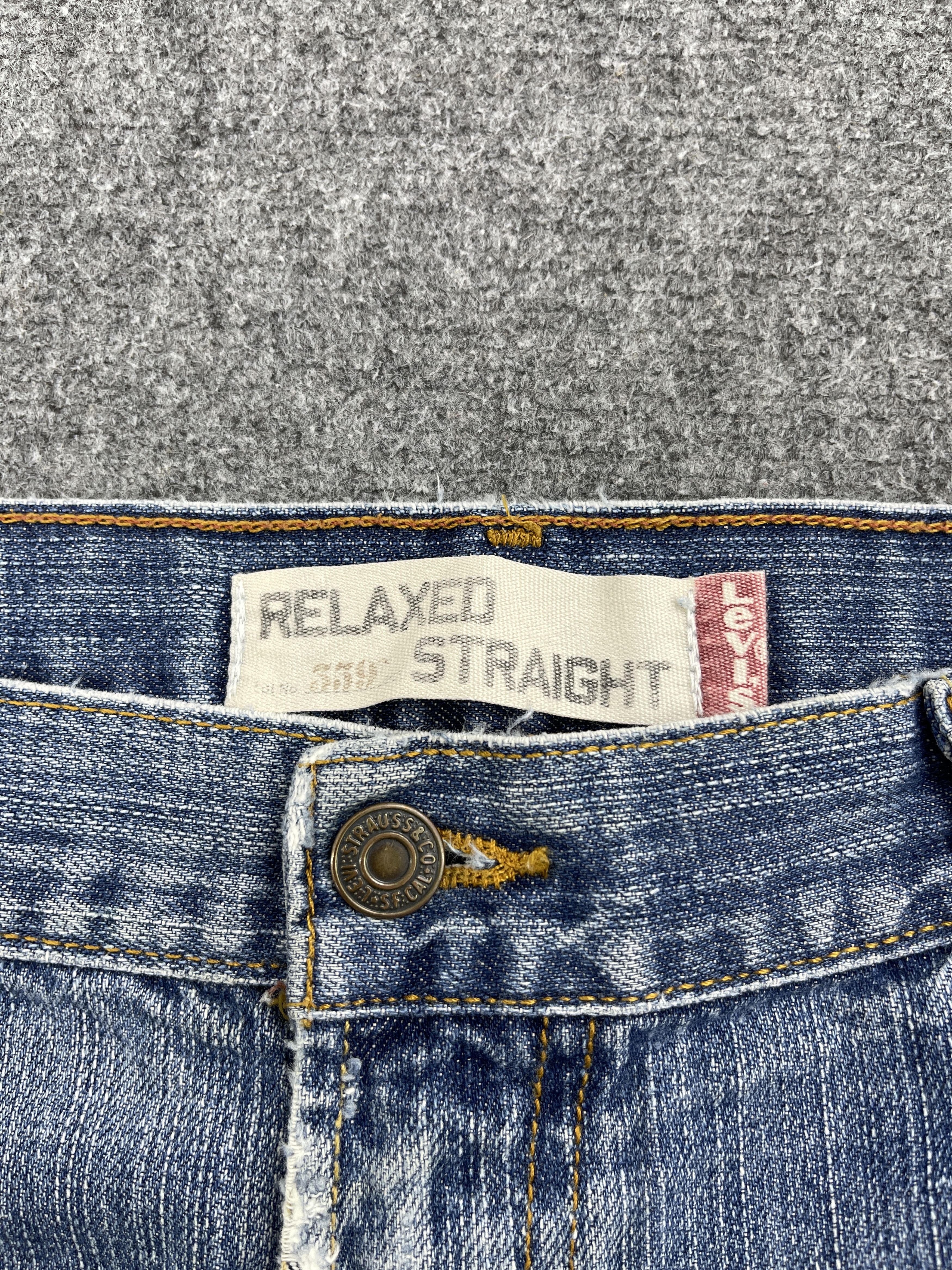 Levi's Vintage Levis 559 Faded Blue Jeans DP2515 Size US 33 - 9 Thumbnail