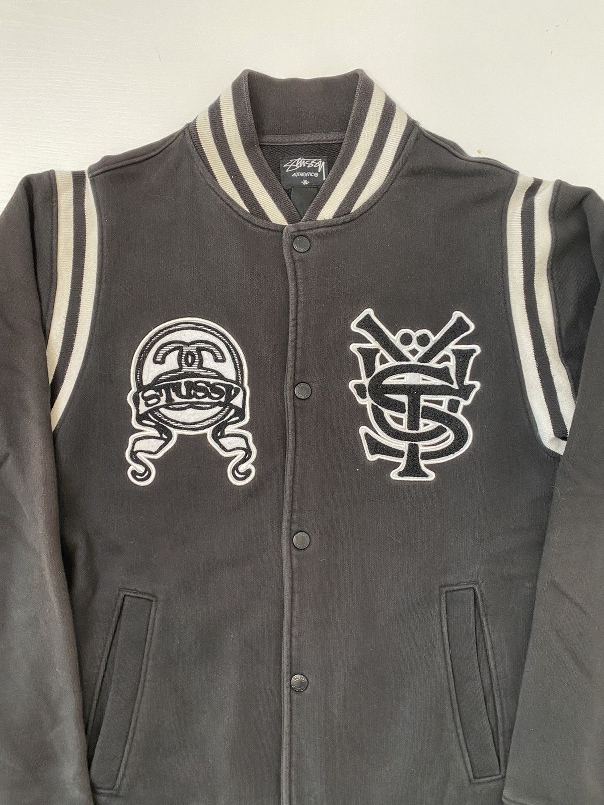 Stussy Stüssy sweatshirt, size M, black, with patch, used, Size US M / EU 48-50 / 2 - 4 Thumbnail