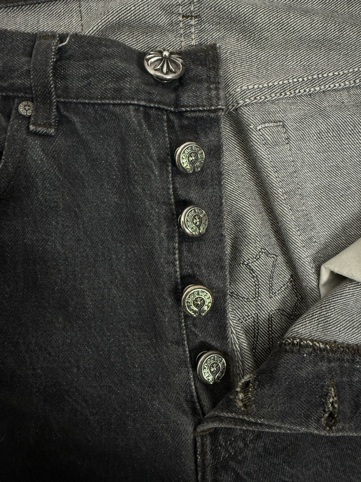 Chrome Hearts Chrome Hearts Levi‘s 501 20 Cross Patch Jeans Size US 31 - 6 Thumbnail