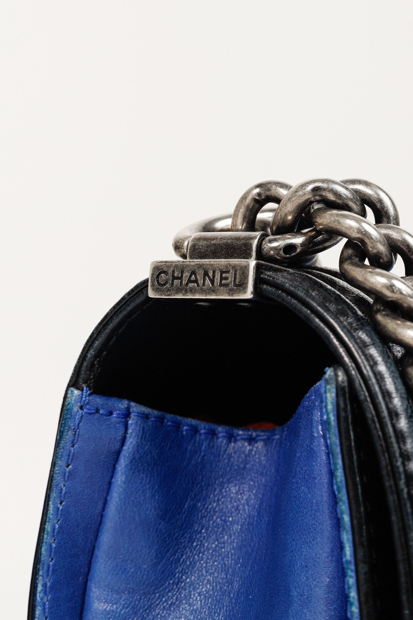 Chanel Chanel Medium Boy Blue Bicolour Quilted Flap Shoulder Bag Size ONE SIZE - 9 Thumbnail
