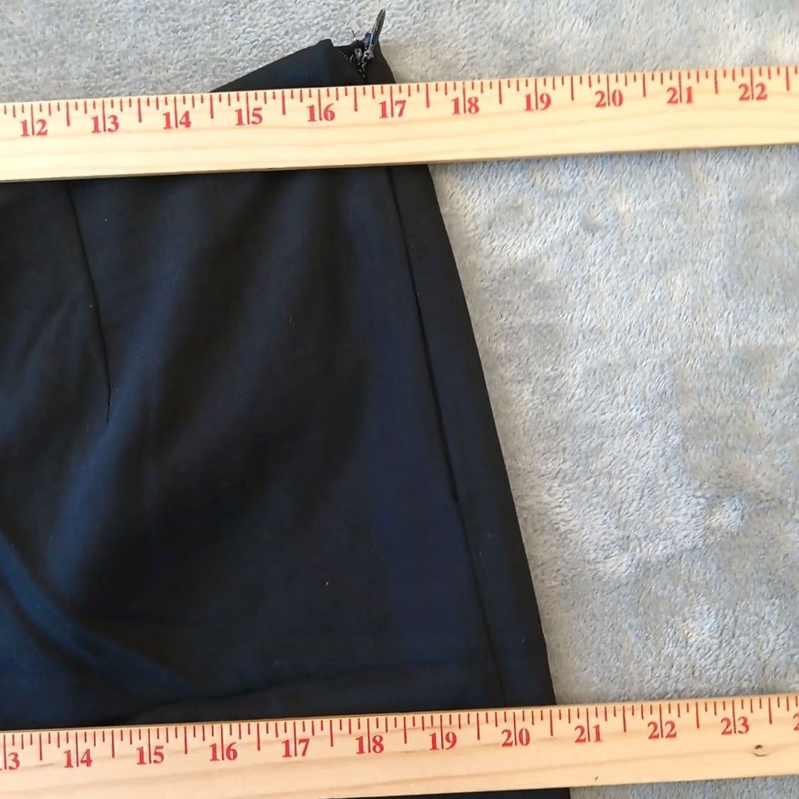 Talbots Talbots Petites Dress Pants Womens 14P Black Side Zip Lined Wool 34x27 Pants Dress Pants Womens 14P Black Wool Lined 34x27 Mens? Size 36" / US 14 / IT 50 - 3 Thumbnail
