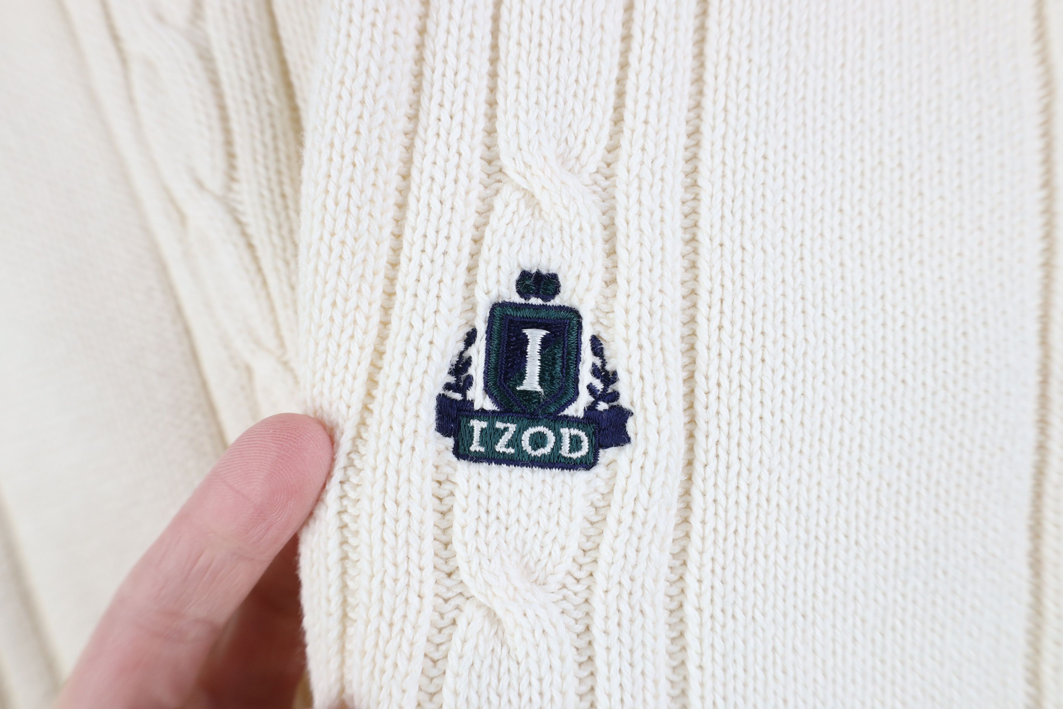 Izod Vintage 90s Izod Ribbed Cable Knit Crewneck Sweater Cream Size US XL / EU 56 / 4 - 4 Thumbnail