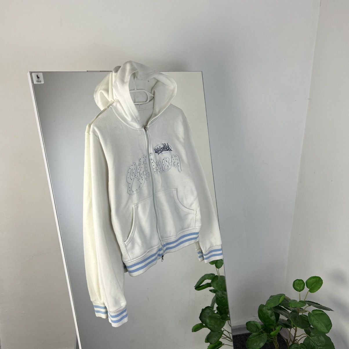 Vintage Vintage Y2K Eminem Big Embroidered Logo Zip Up Hoodie Size M / US 6-8 / IT 42-44 - 1 Thumbnail